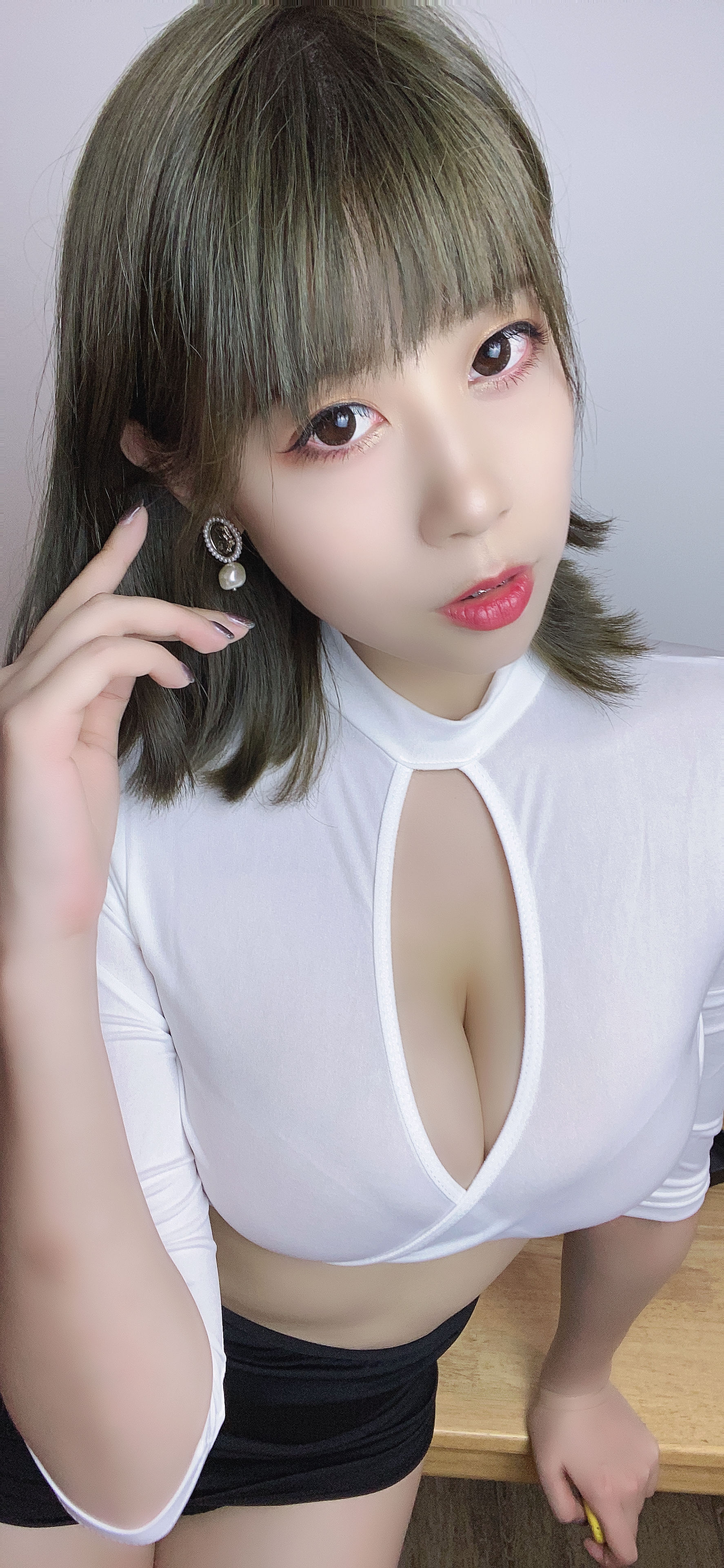 [COS福利] 萌妹奈汐酱nice - 不务正业小秘书