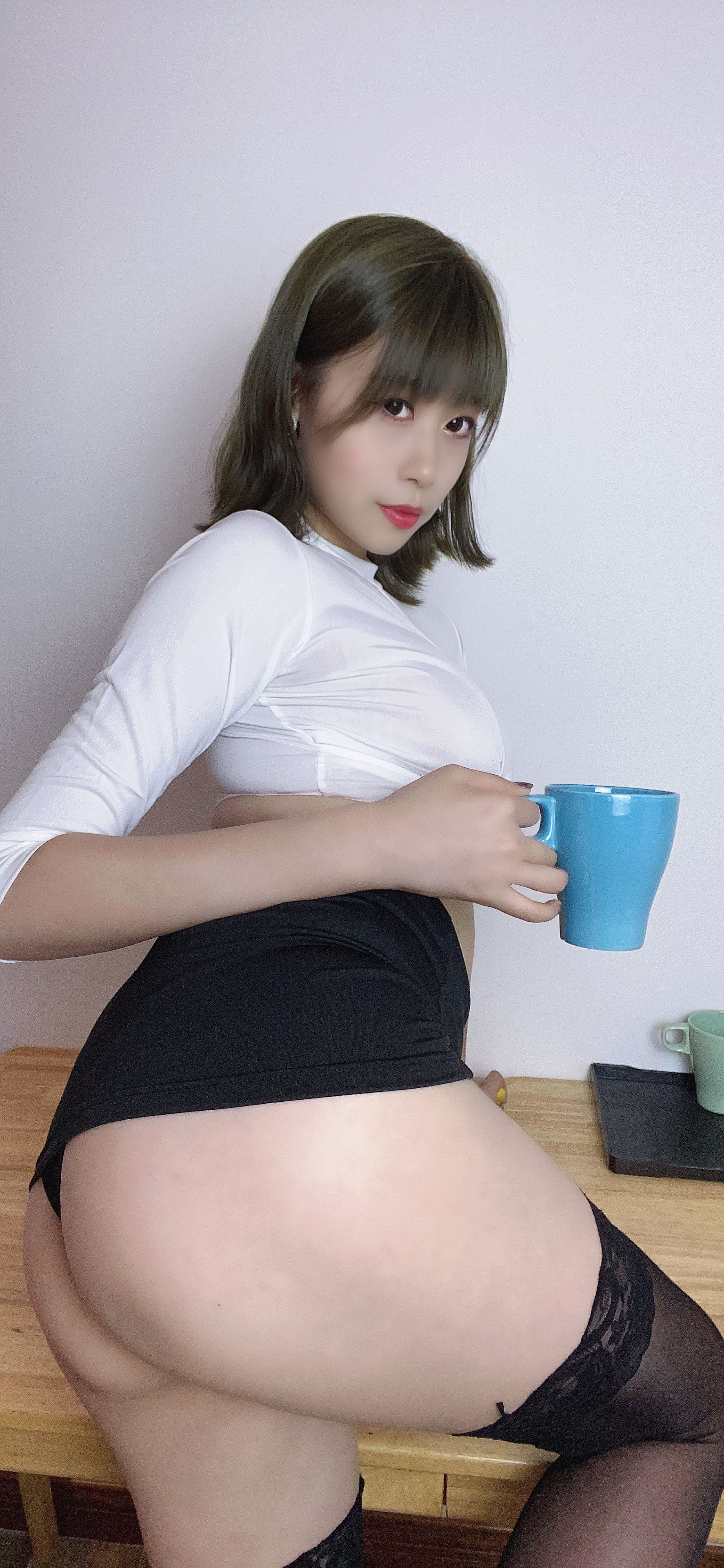 [COS福利] 萌妹奈汐酱nice - 不务正业小秘书