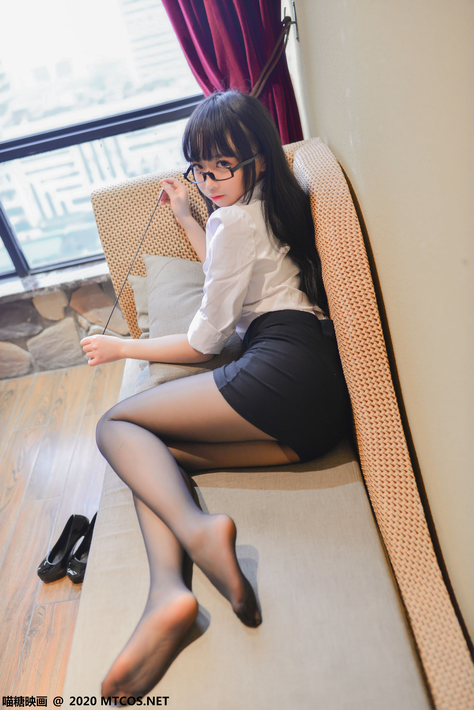 [喵糖映画] VOL.270 雪琪 OL制服