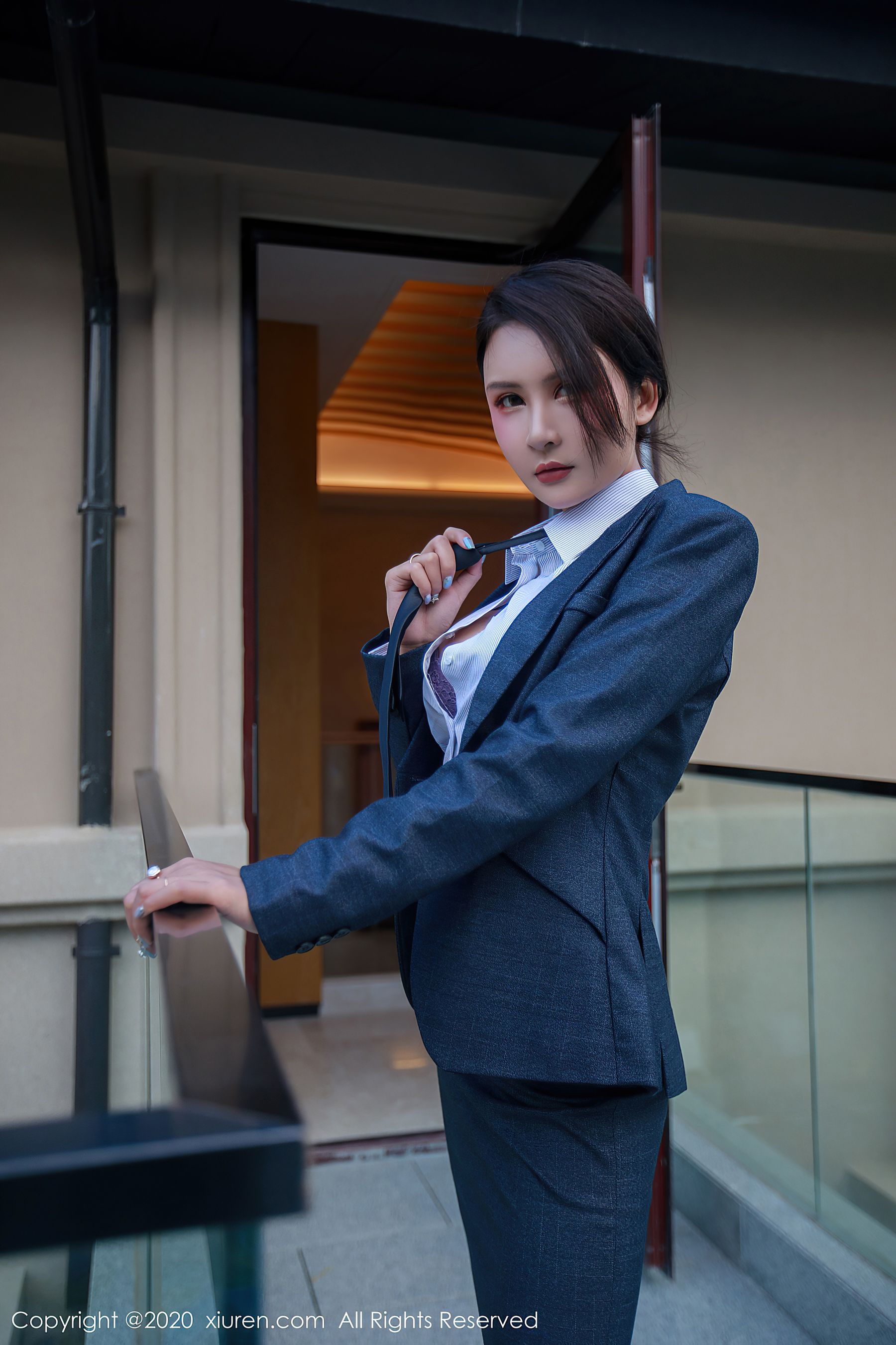 [秀人XIUREN] No.2309 Emily顾奈奈