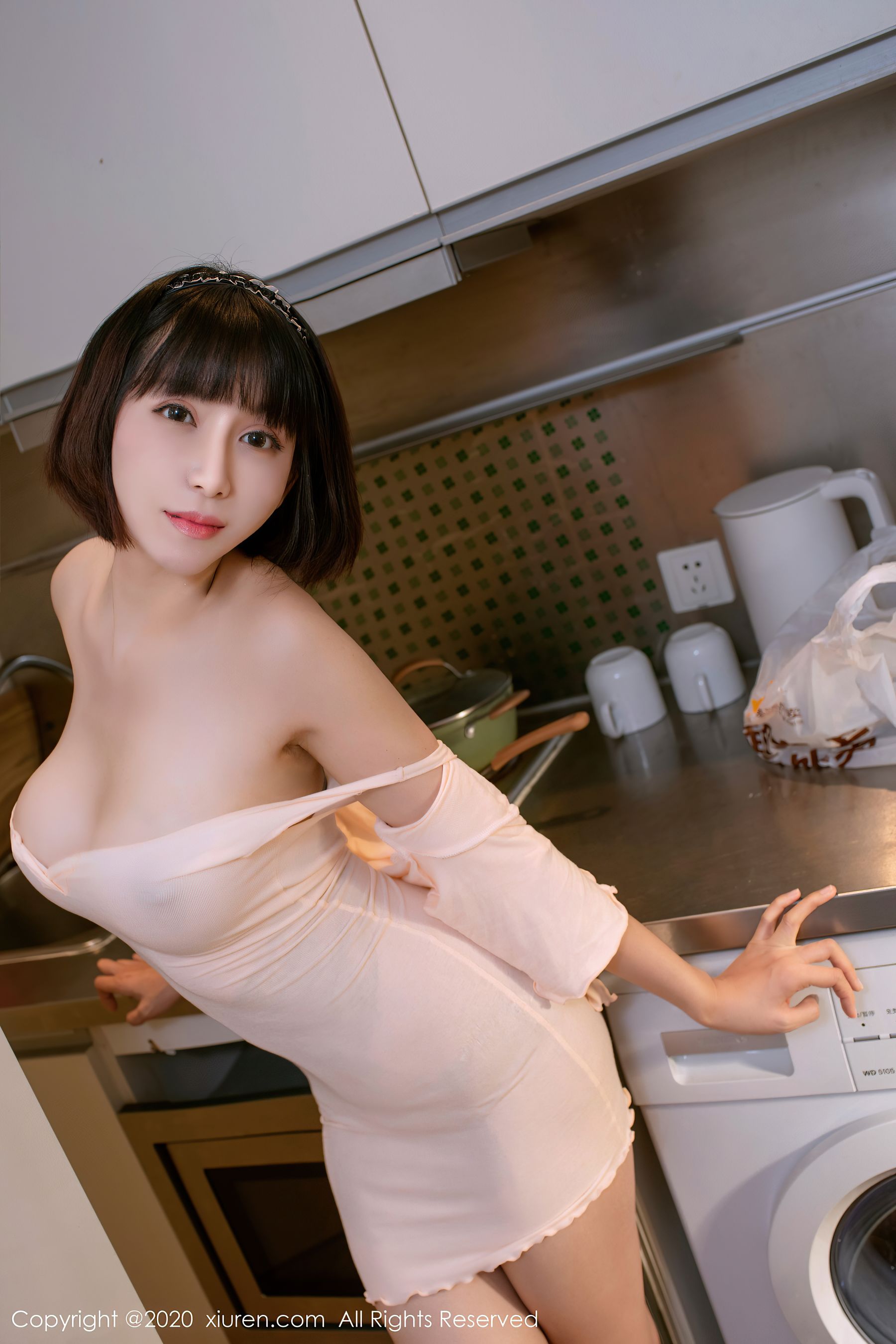 [秀人XIUREN] No.2318 安妮斯朵拉_Ann
