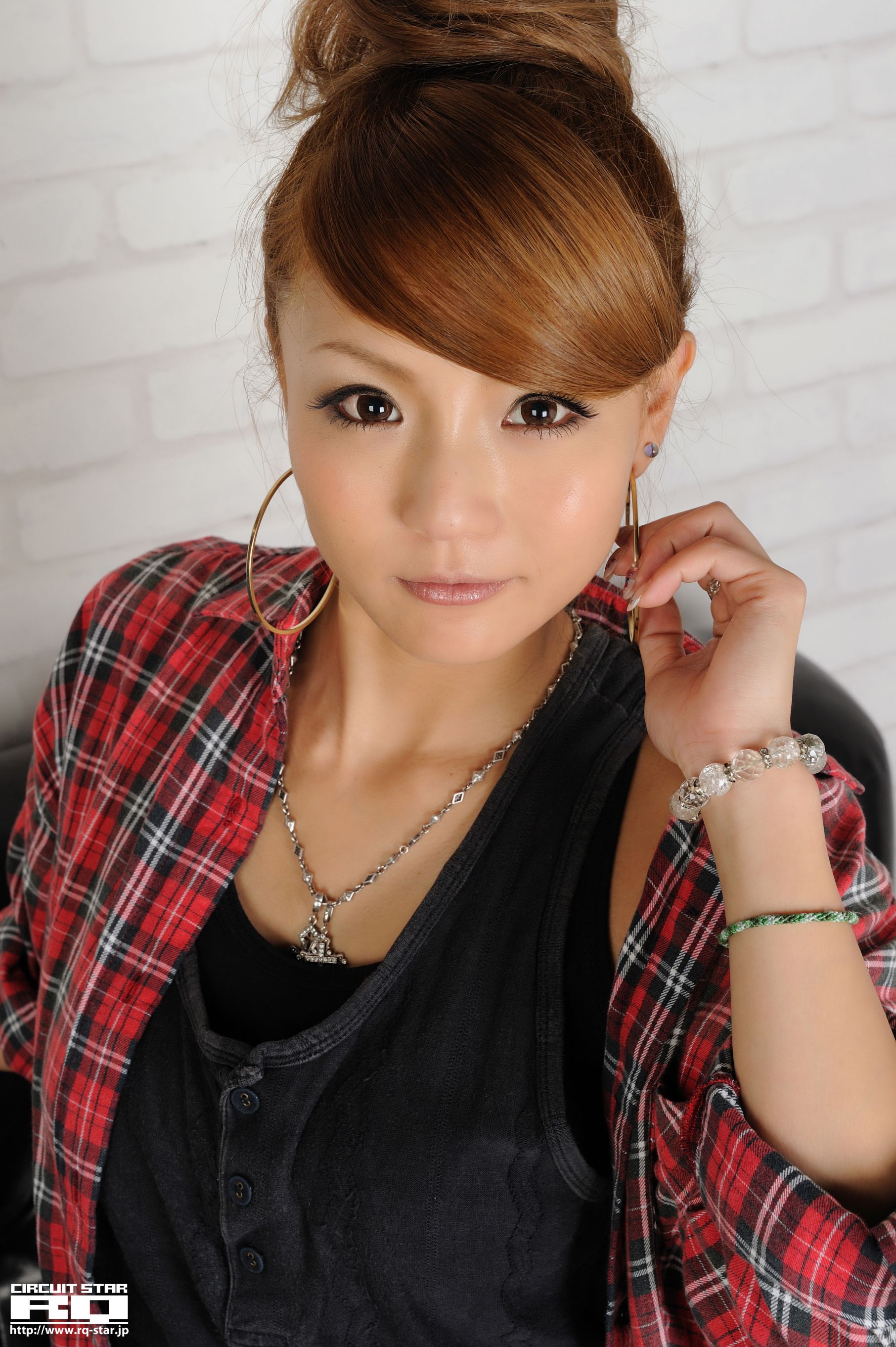 [RQ-STAR] NO.00396 Hina Sato 佐藤陽南 Private Dress 写真集