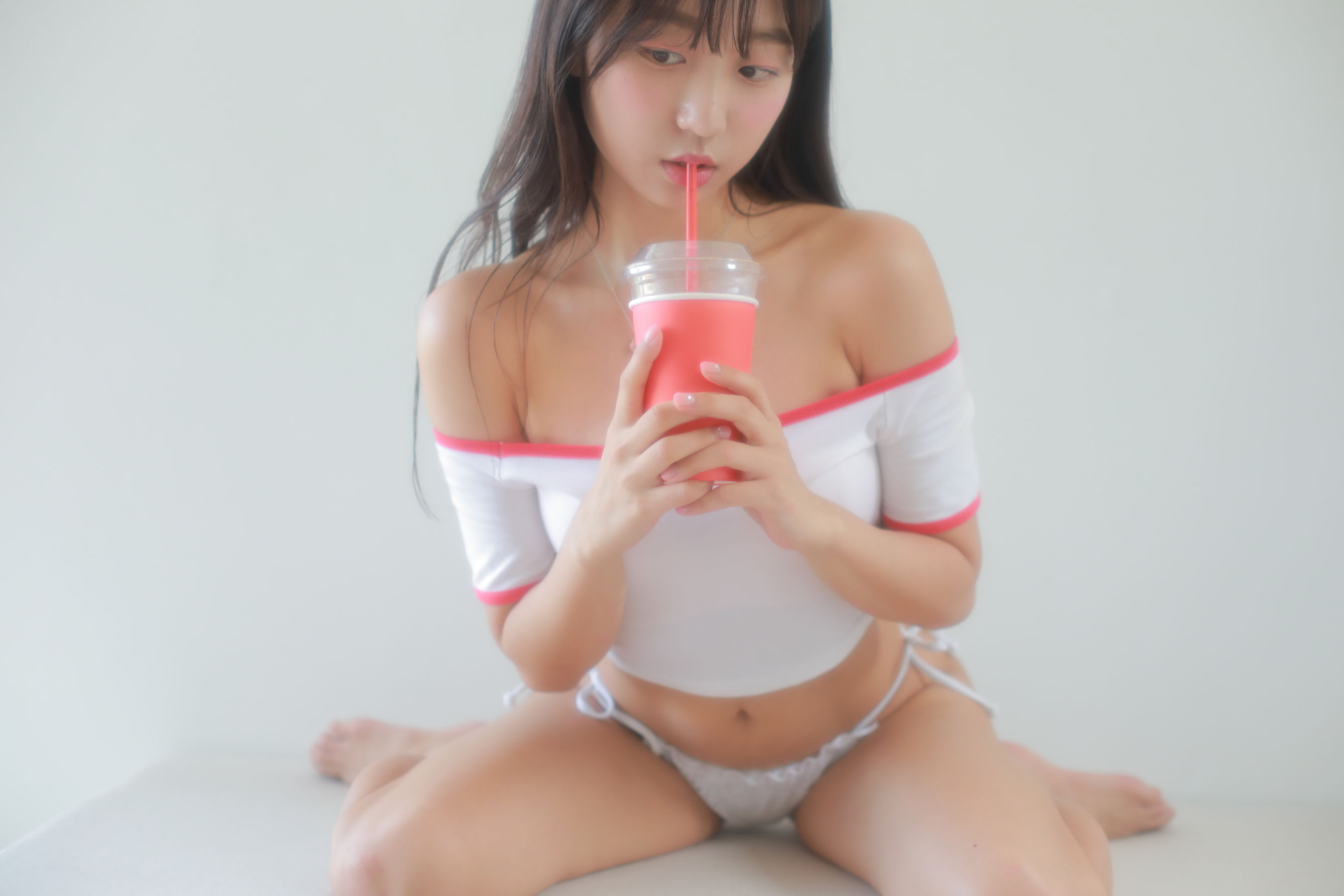 [韩国妹子]  Eunji Pyo(DJ Henney) pictorial #1