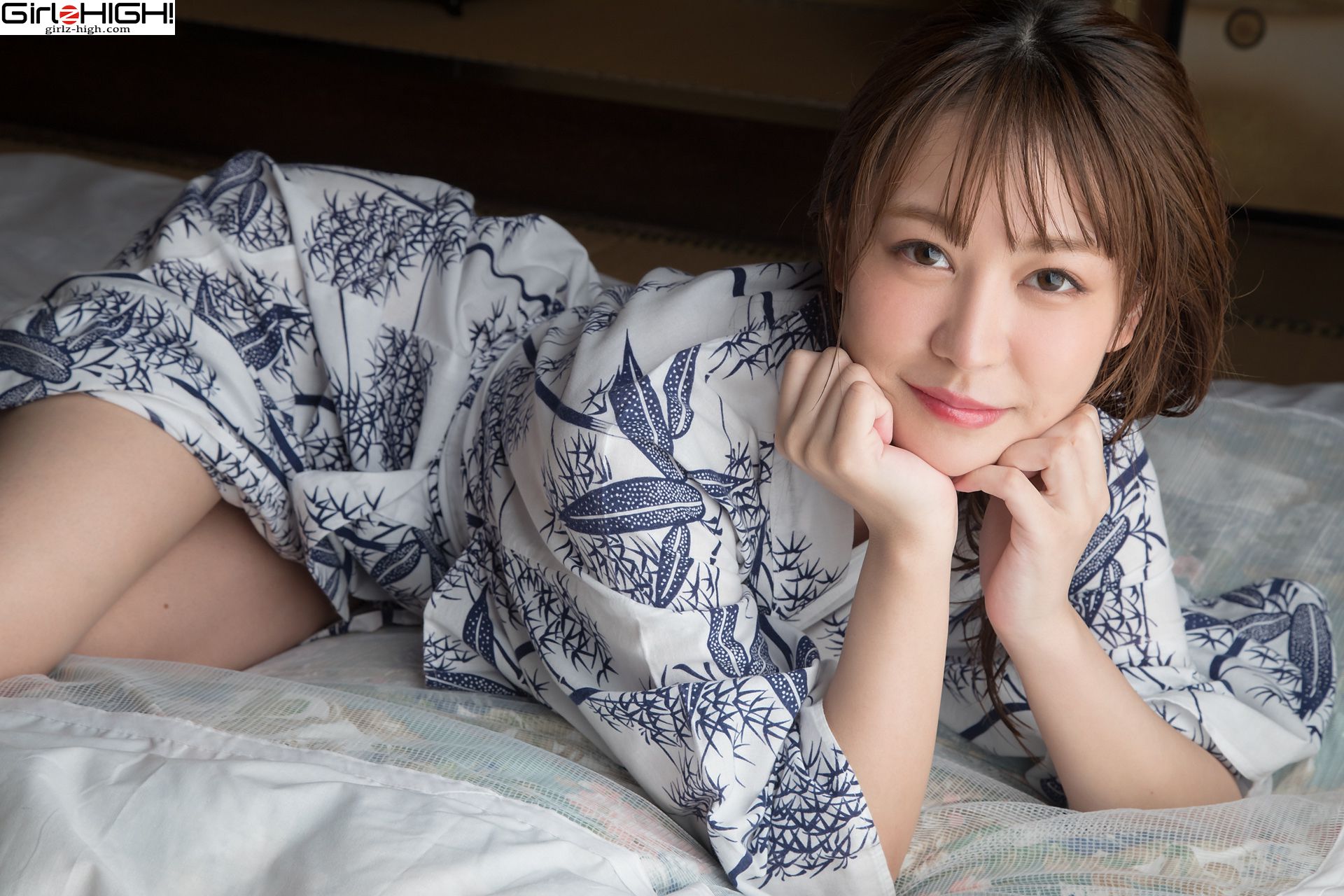 [Girlz-High] Kasumi Yoshinaga 吉永佳純 - ghwb_012_005