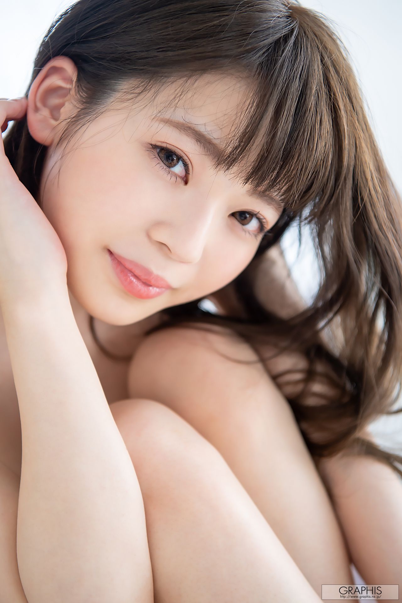 [Graphis] First Gravure 初脱ぎ娘 No.169 Izuna Maki 槙いずな