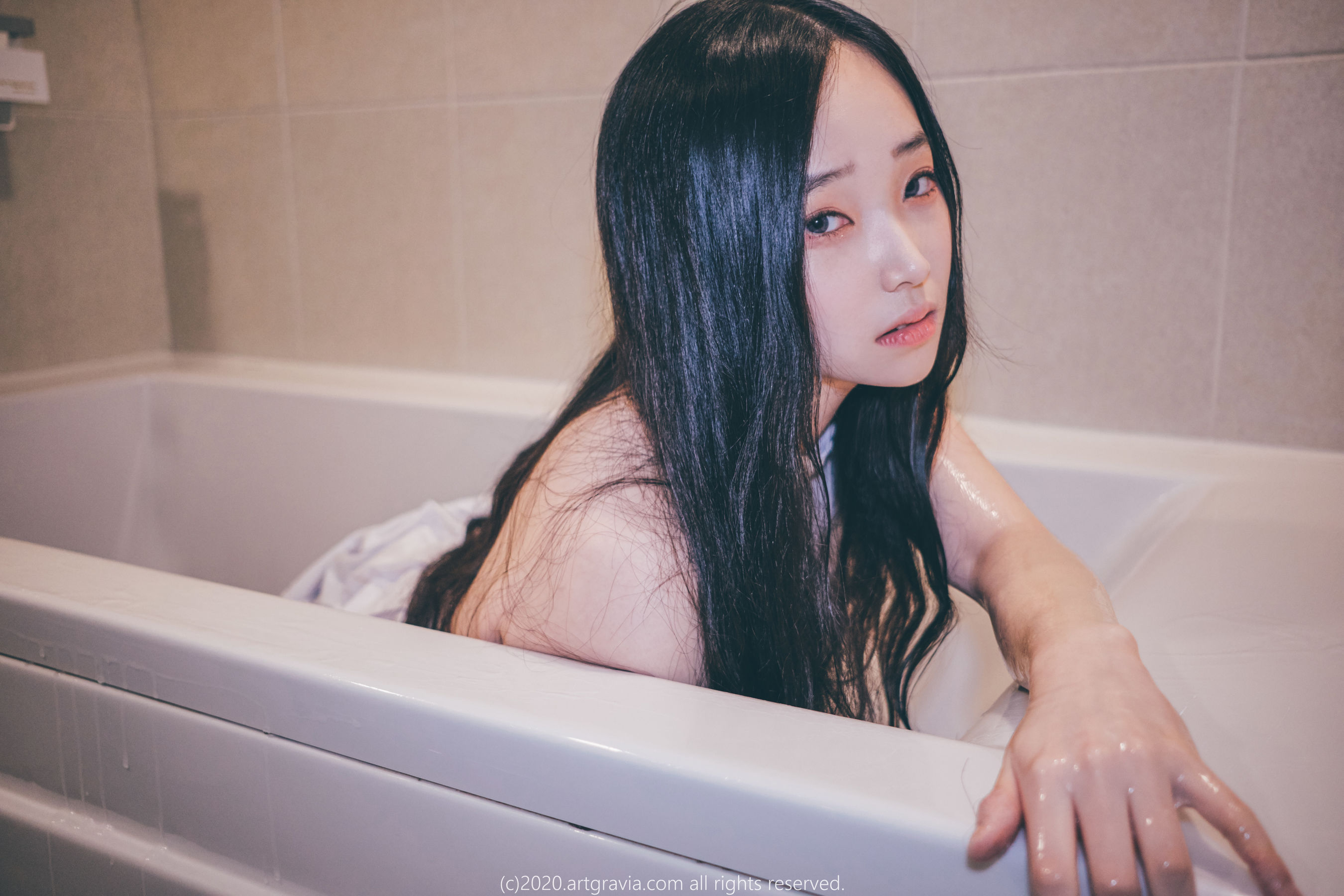 [ARTGRAVIA] Vol.136 韩国妹子BamBi写真 95式旗袍