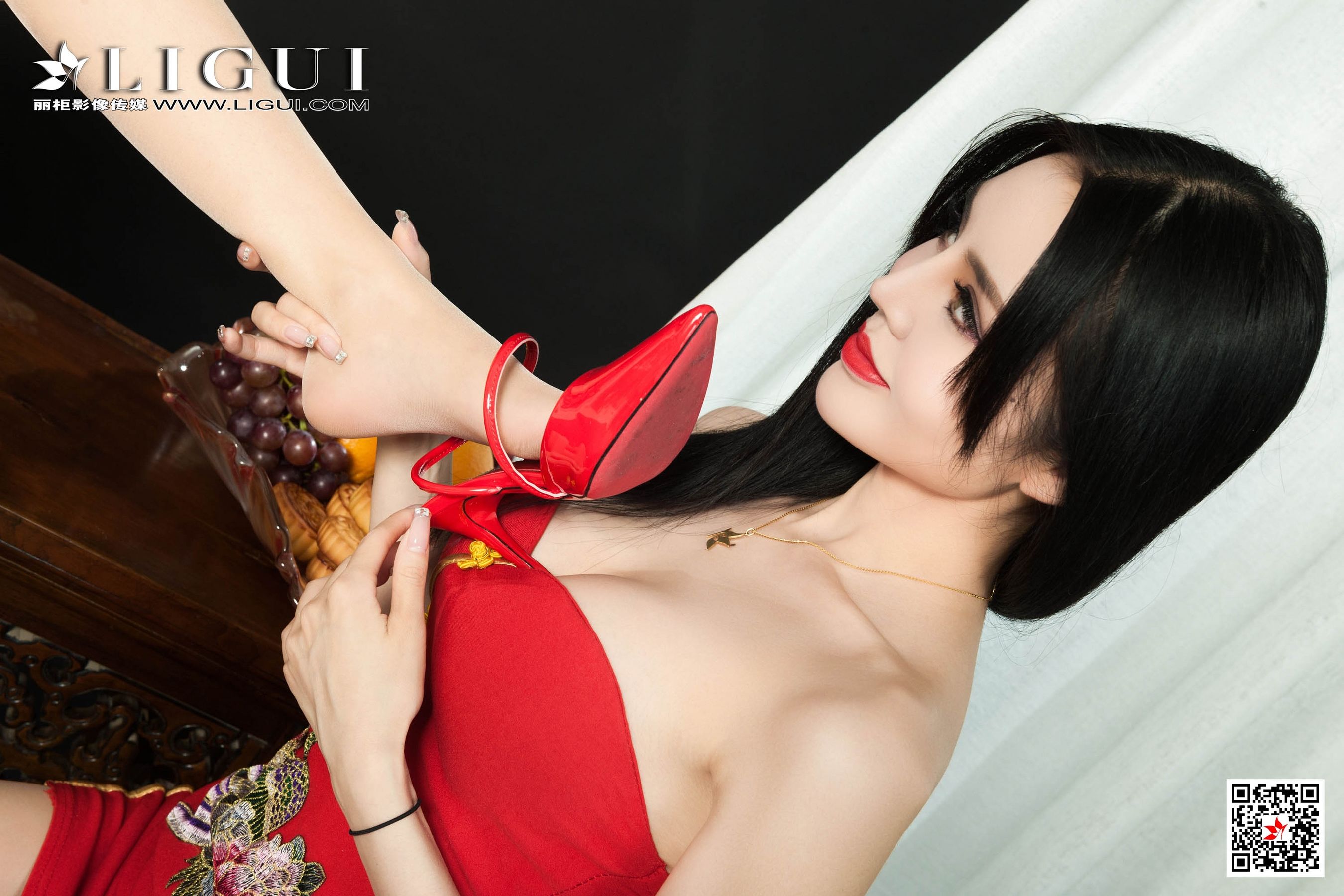 [丽柜Ligui] 网络丽人 Model 汐汐& 凉儿