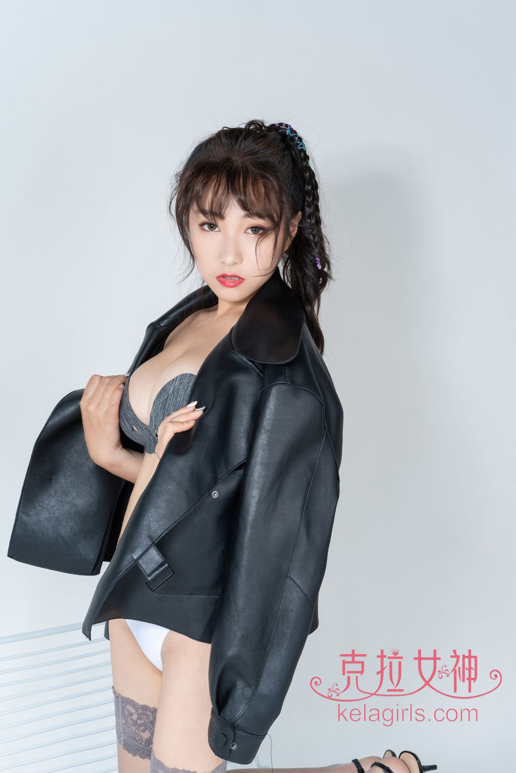 [克拉女神Kelagirls]  YOYO 观球不语