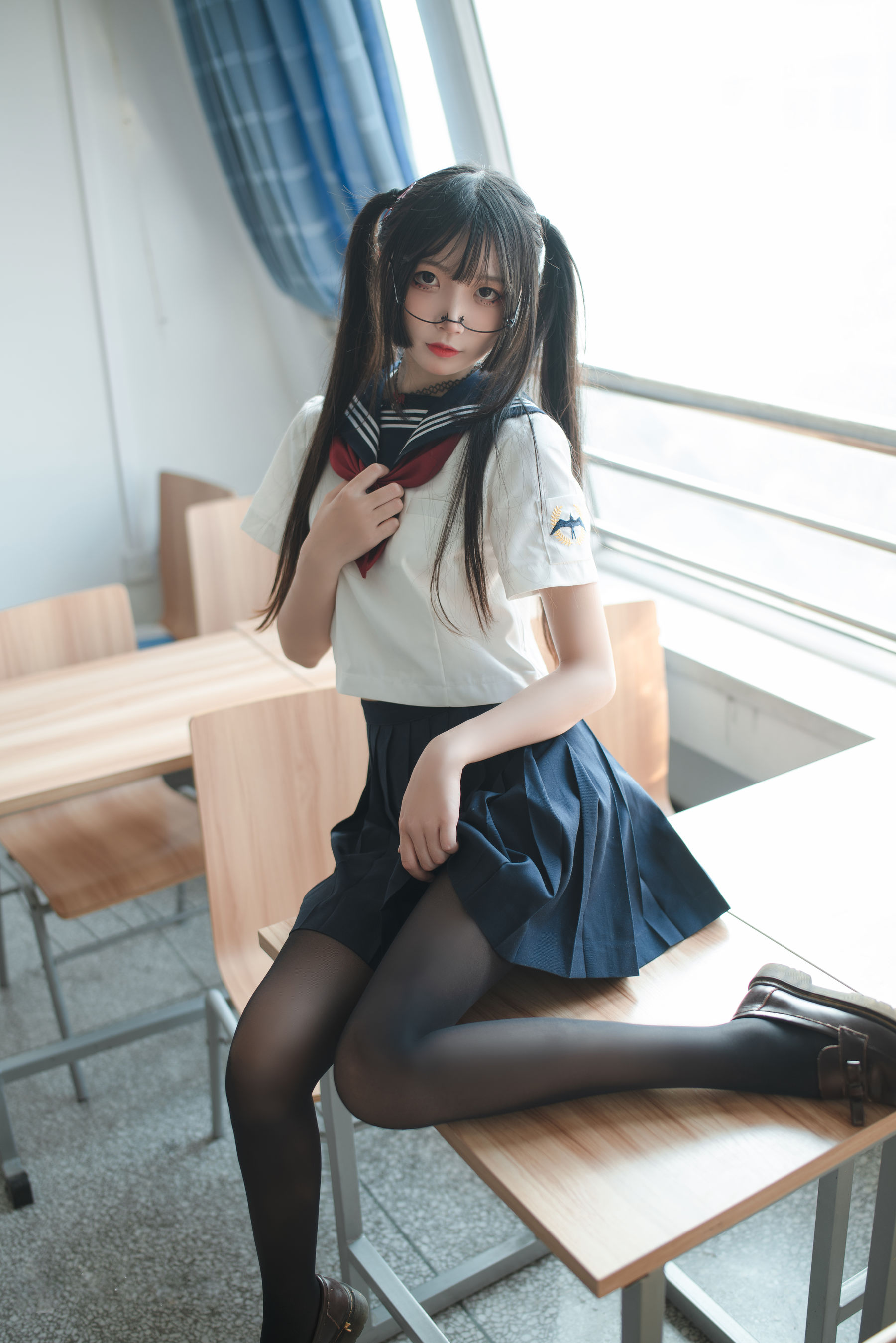 [喵糖映画] JKL.022 五更百鬼 教室JK制服