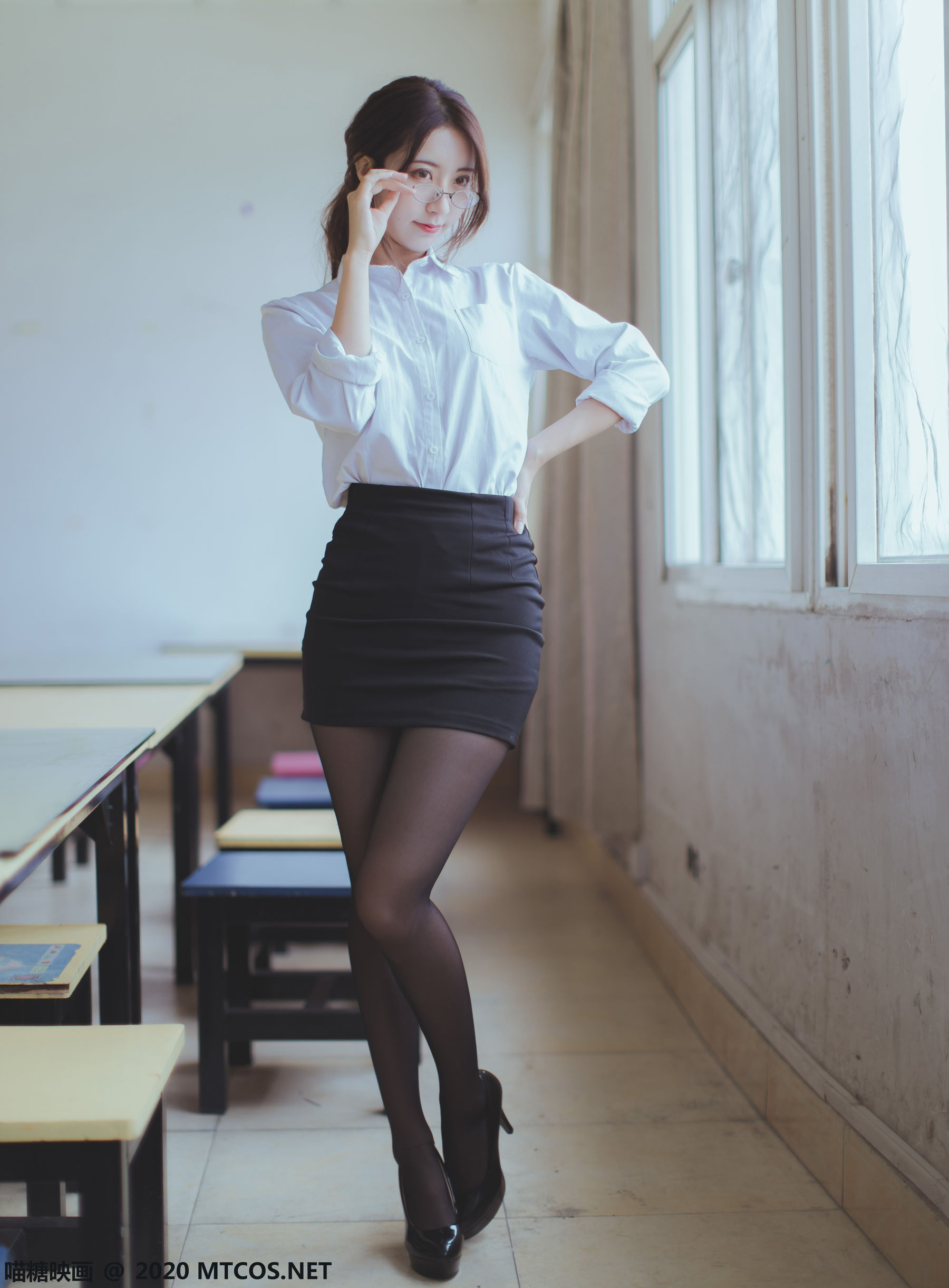 [喵糖映画] VOL.282 黑川 OL制服