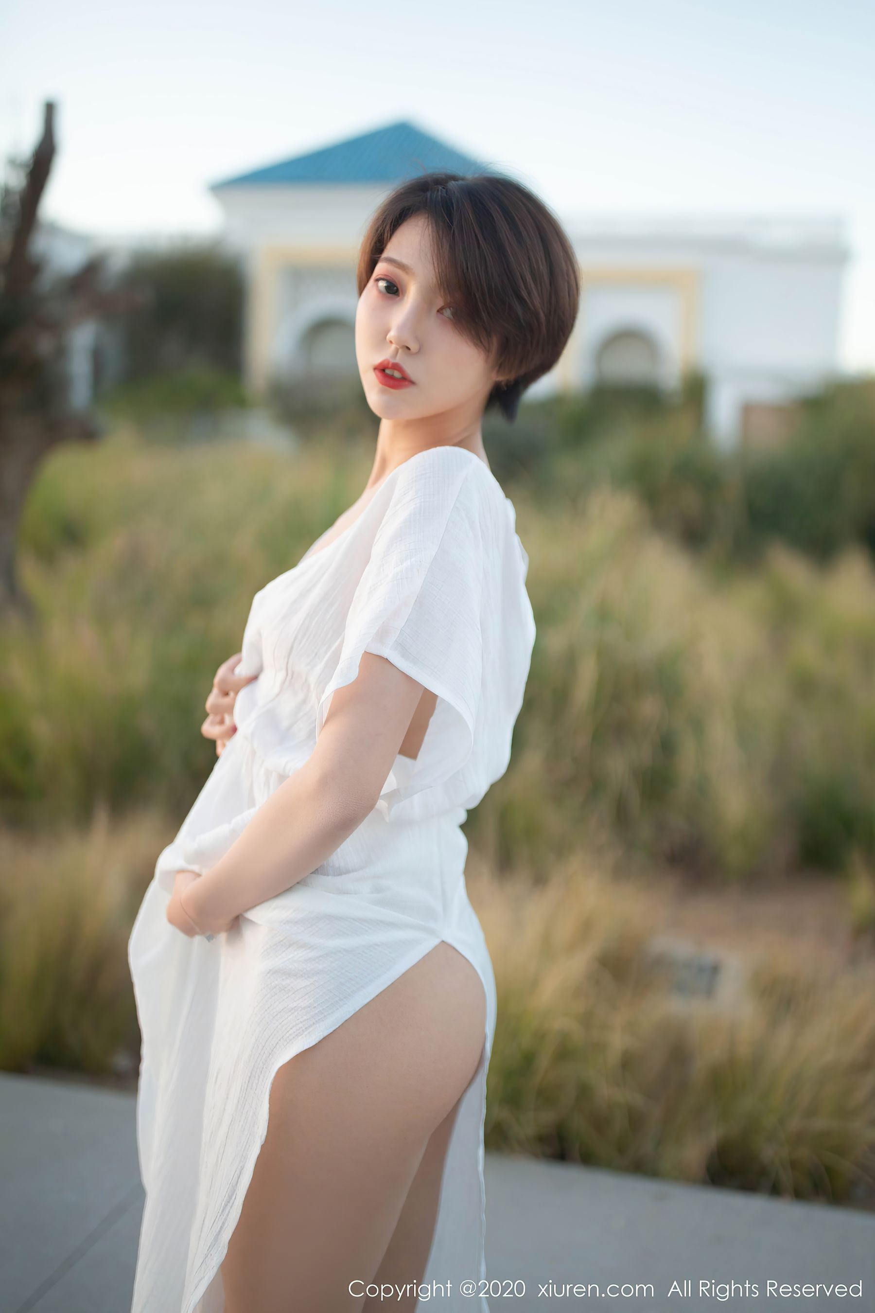 [秀人XiuRen] No.2405 冯木木LRIS