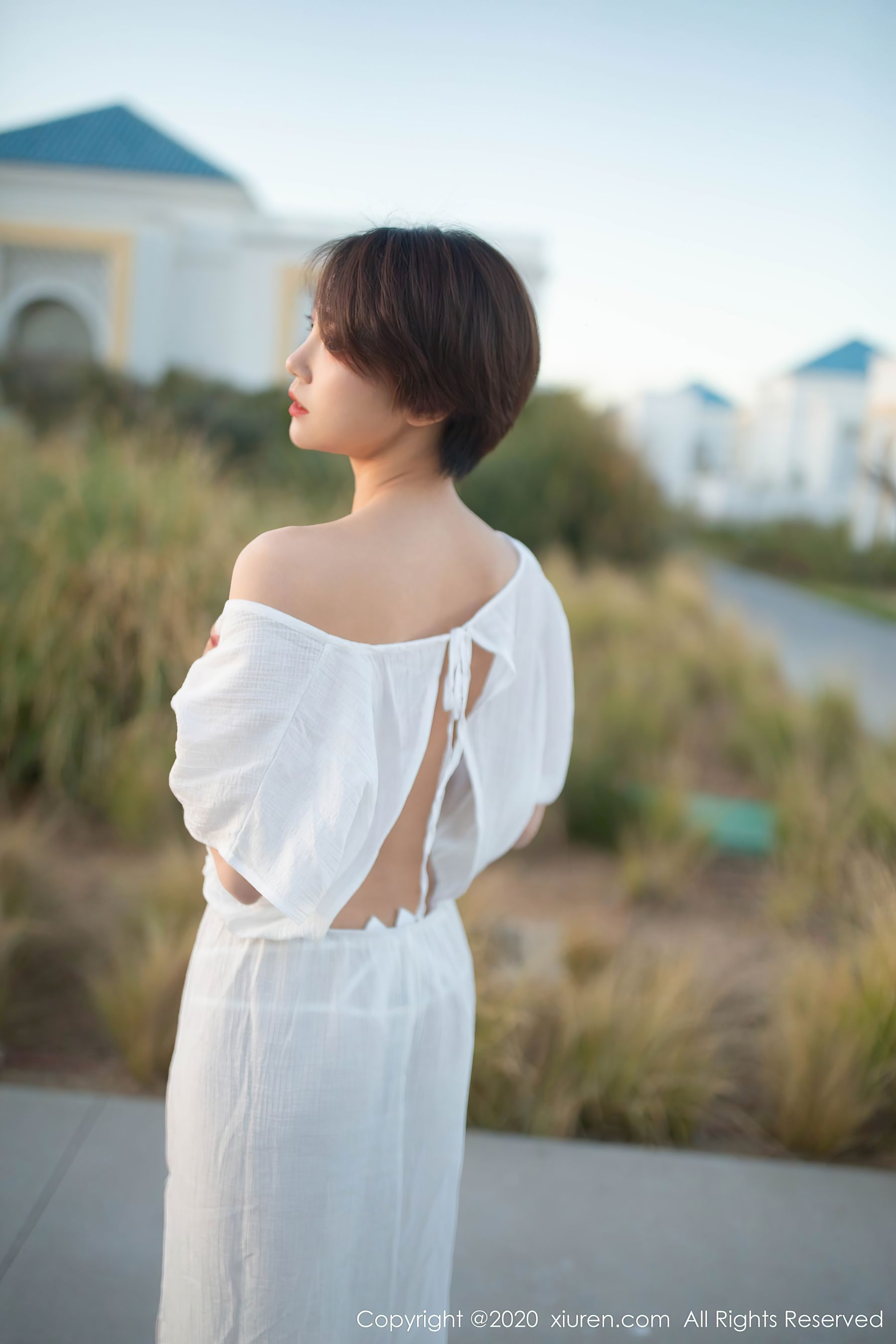 [秀人XiuRen] No.2405 冯木木LRIS