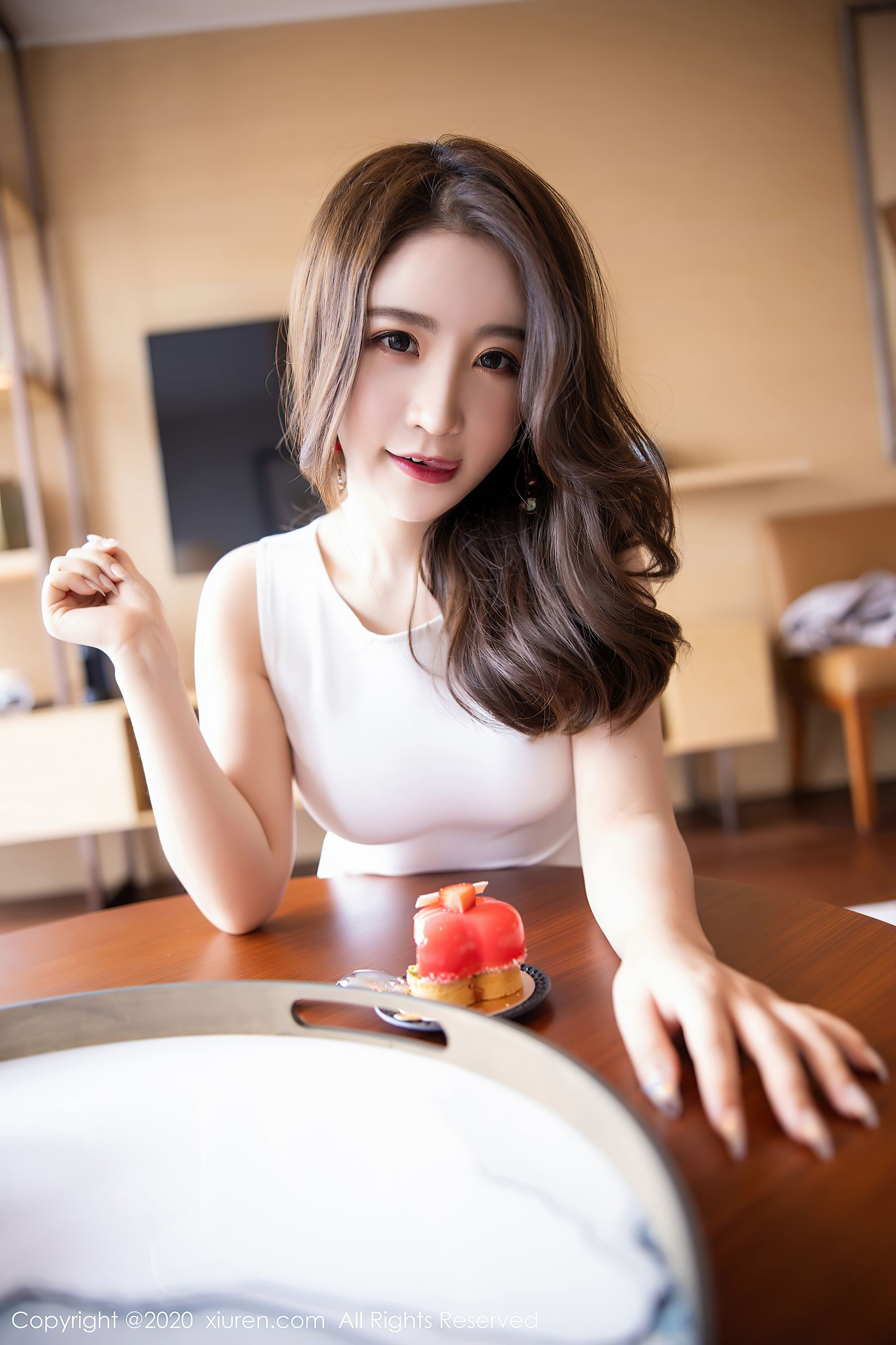 [秀人XiuRen] No.2441 绯月樱-Cherry