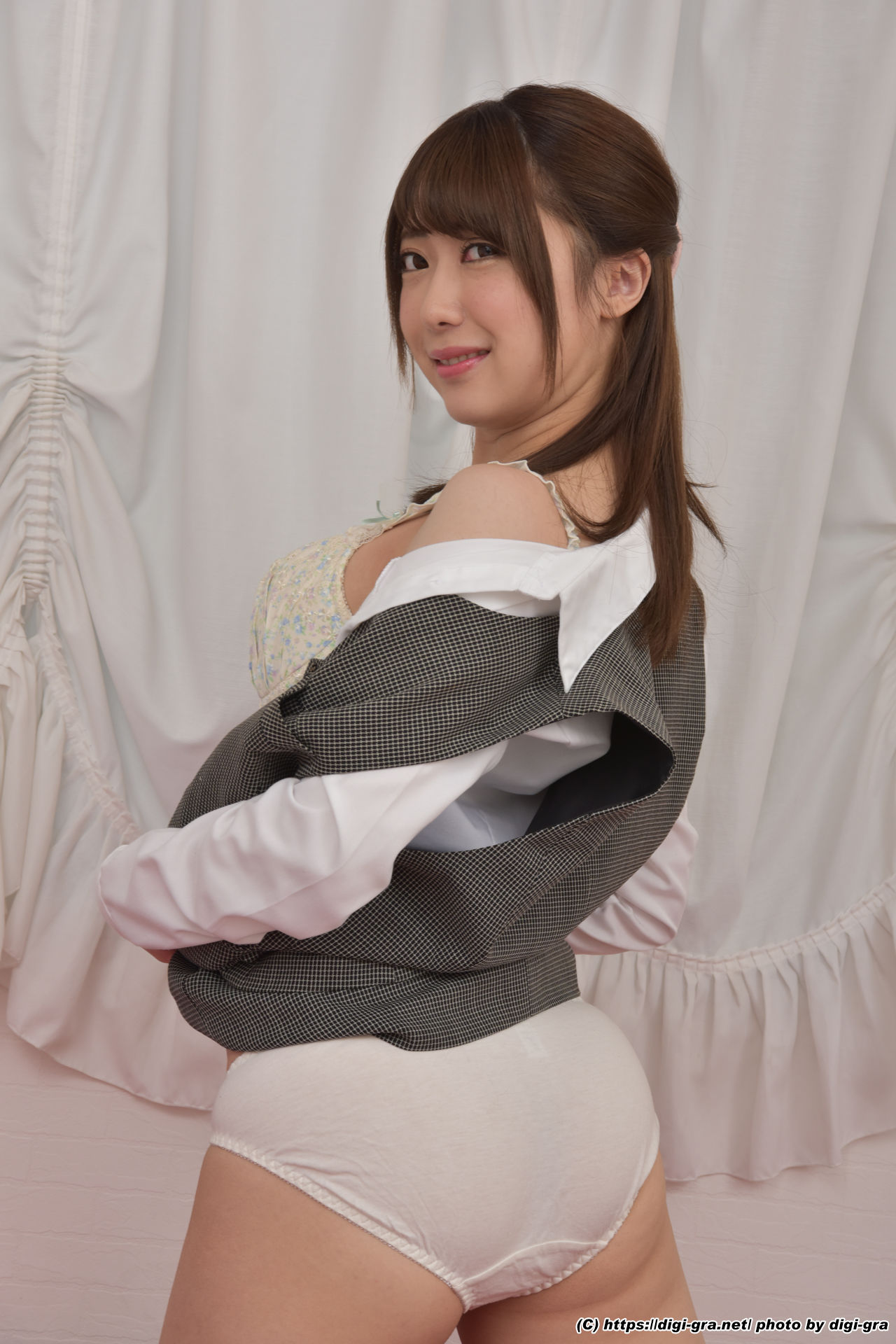 [Digi-Gra] Renka Yamamoto 山本蓮加 Photoset 01