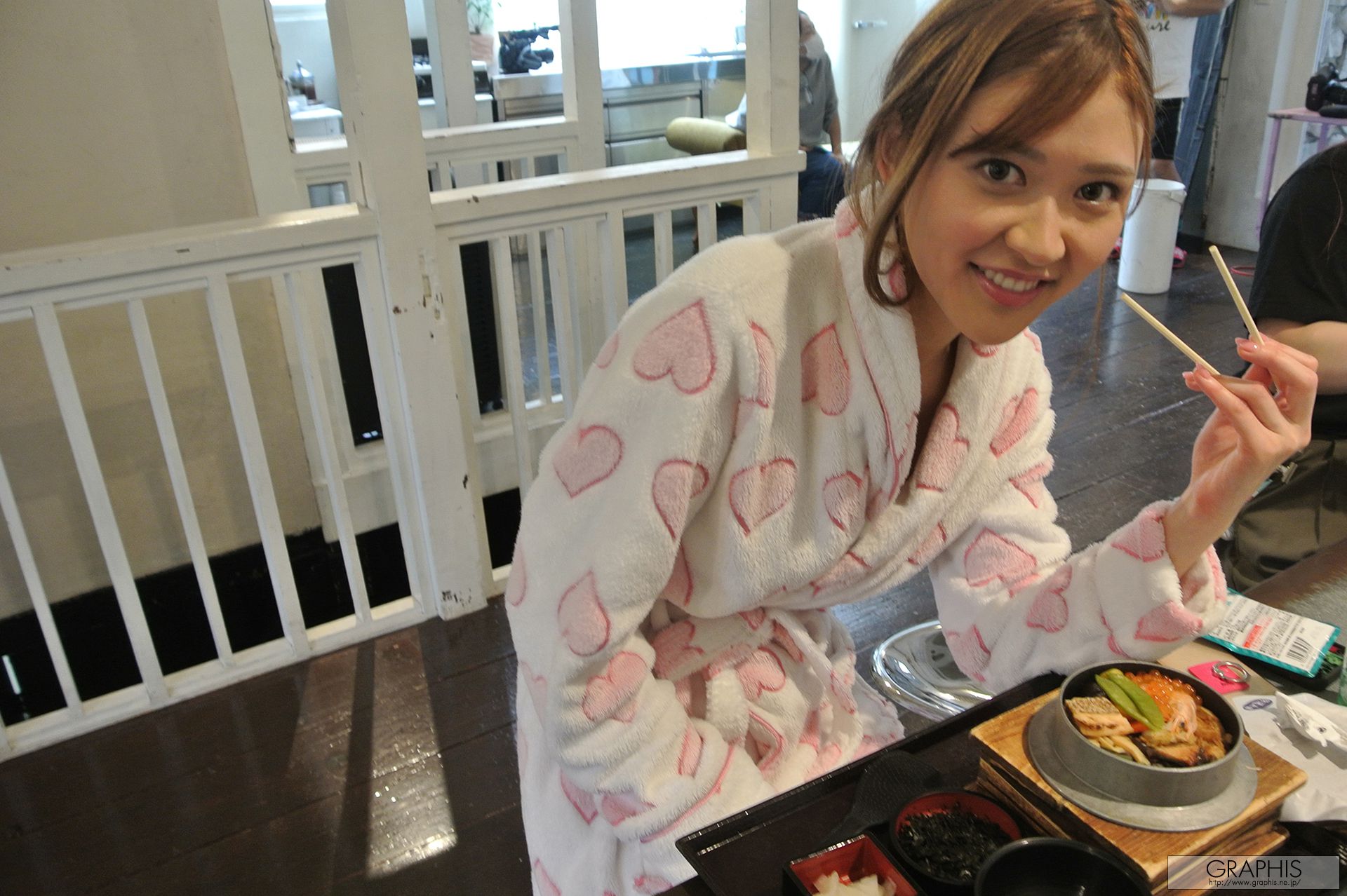 [Graphis] First Gravure 初脱ぎ娘 No.170 An Mitsumi 蜜美杏