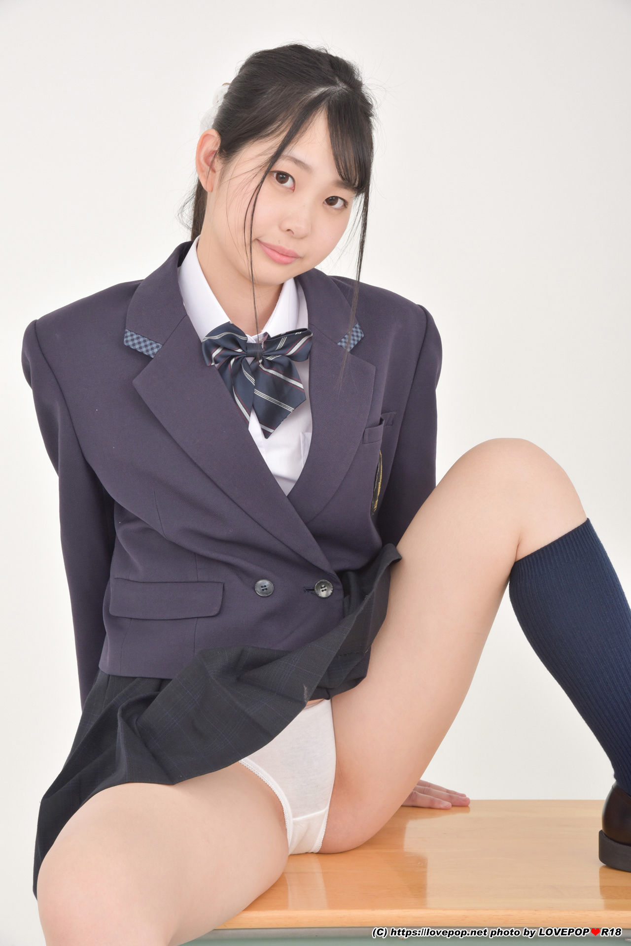 [LOVEPOP] Mayori Nishikura 西倉まより Photoset 01