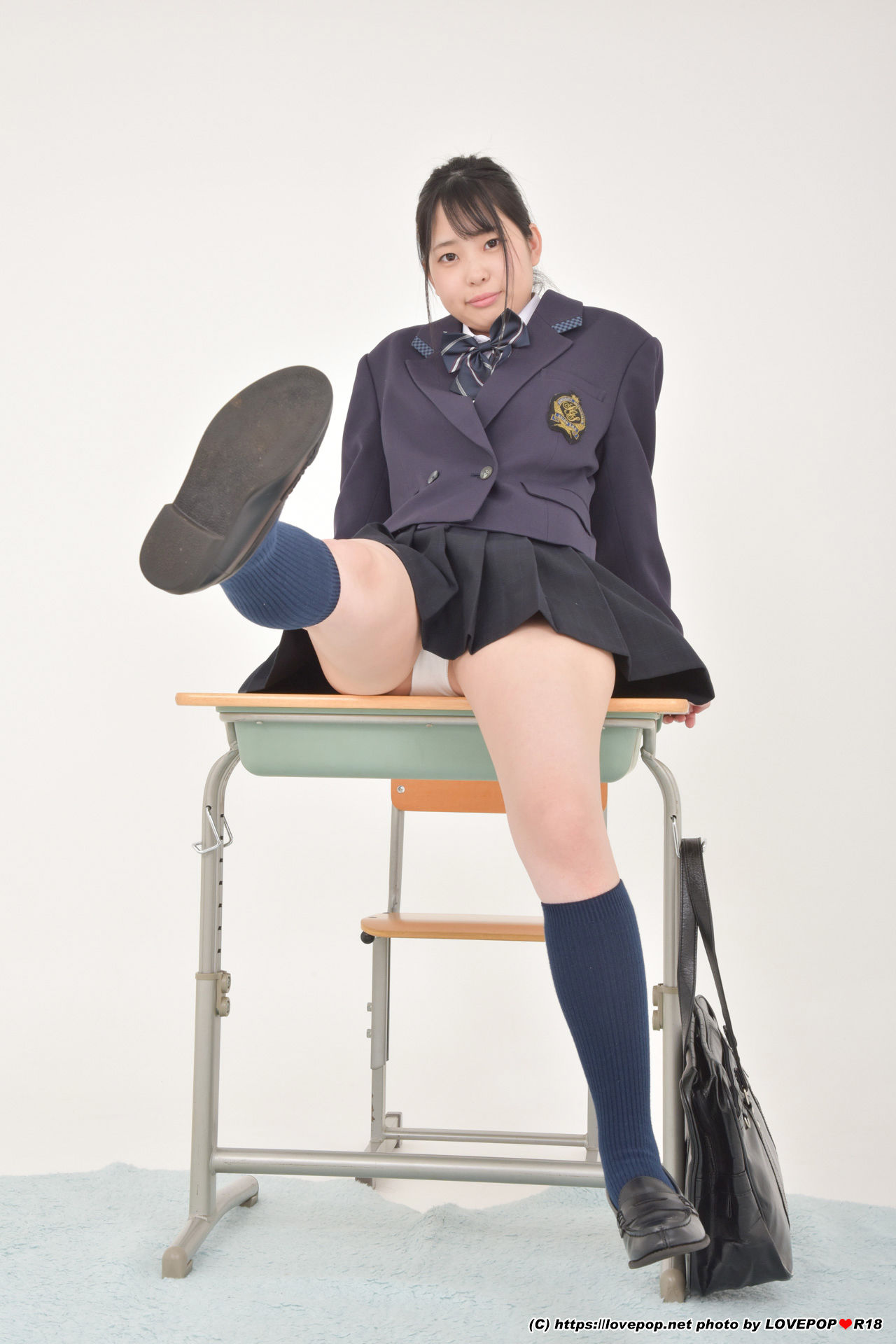 [LOVEPOP] Mayori Nishikura 西倉まより Photoset 01