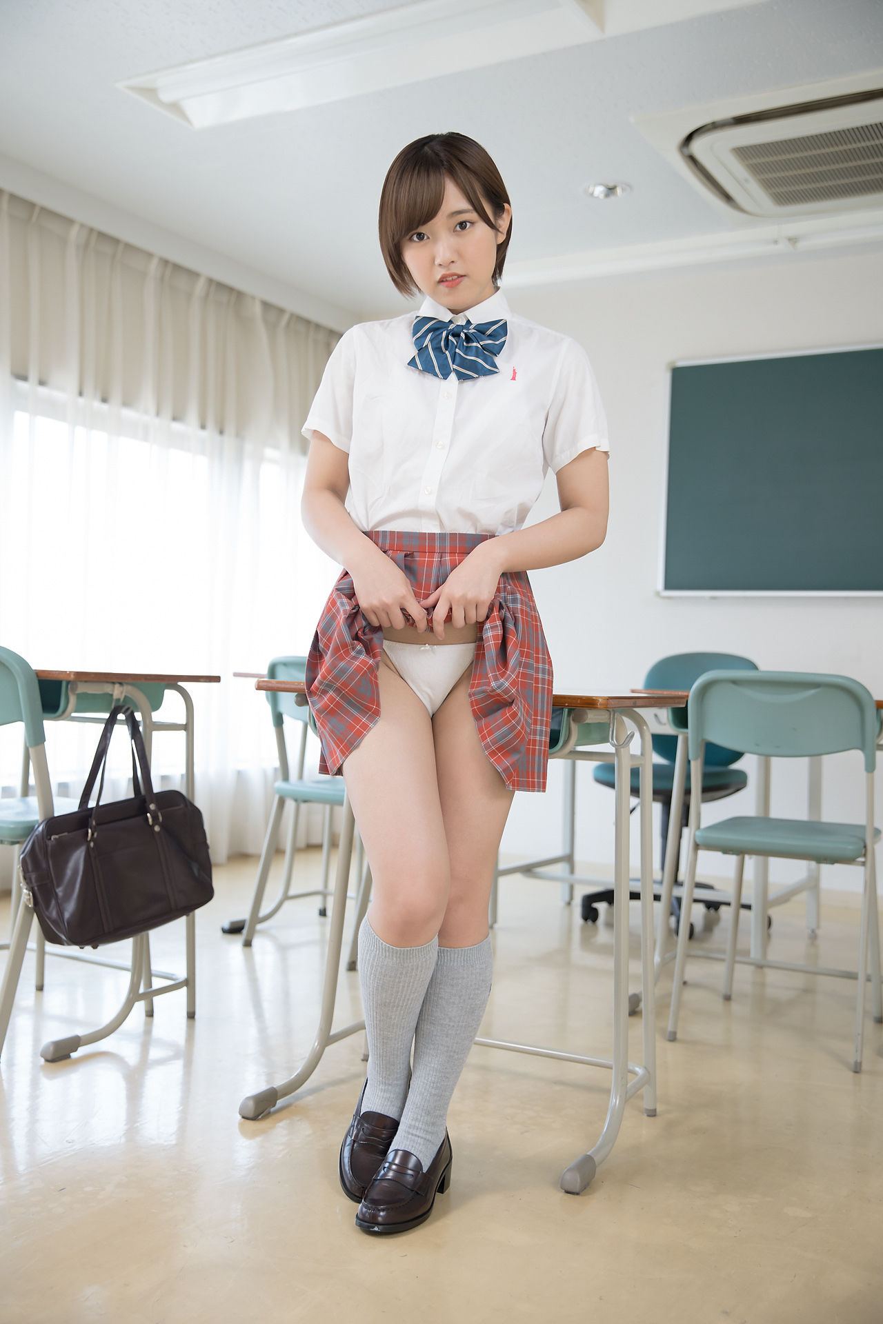 [Minisuka.tv] Anju Kouzuki 香月りお - Limited Gallery 17.1+17.2
