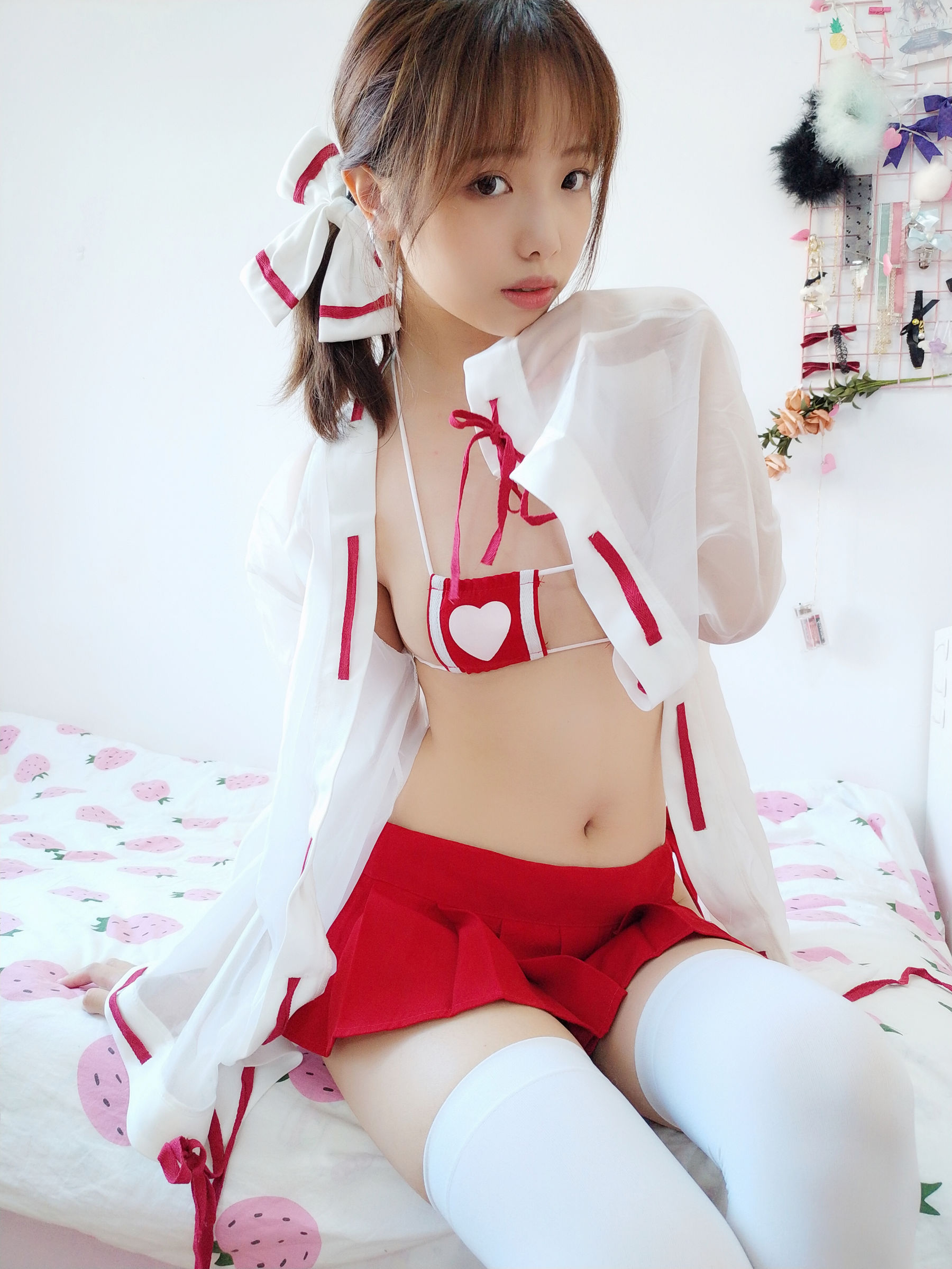 [Cosplay写真] 动漫博主雯妹 - 自拍本（1号本）巫女