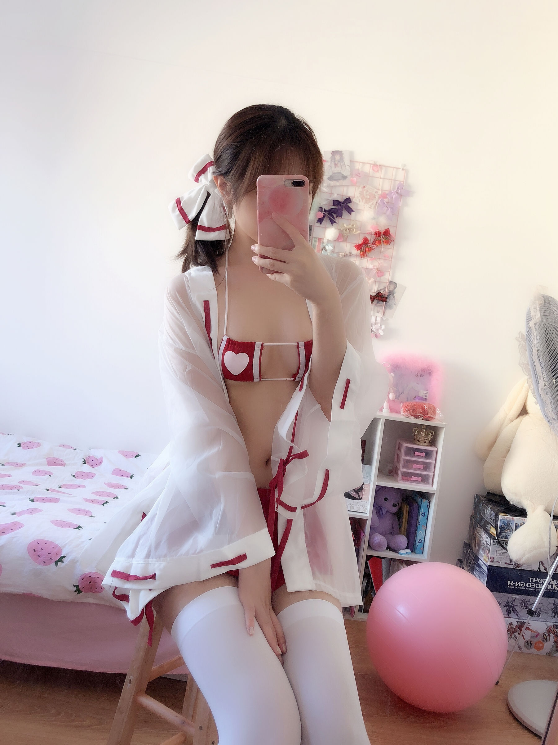 [Cosplay写真] 动漫博主雯妹 - 自拍本（1号本）巫女