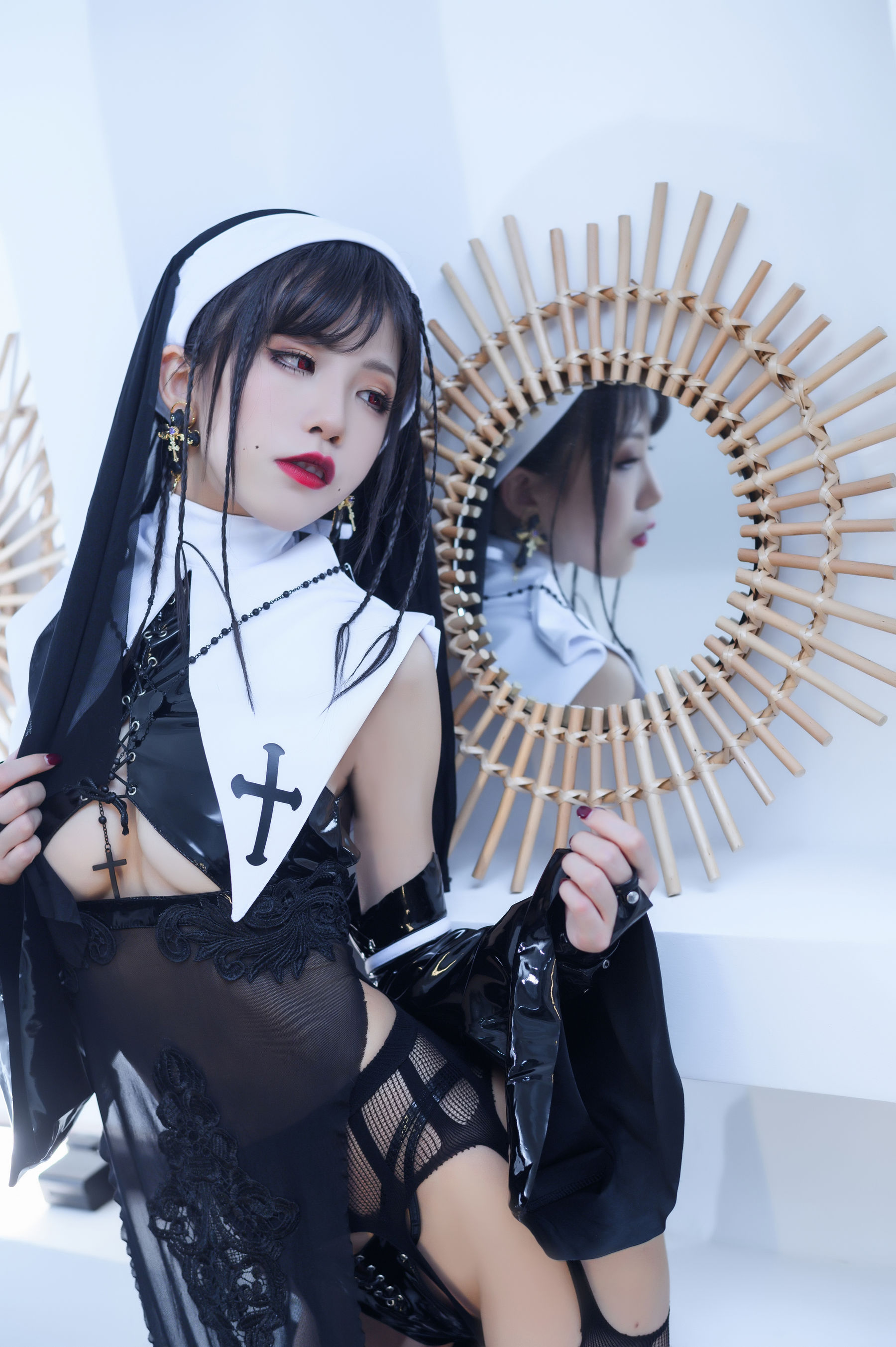 [Cosplay写真] 动漫博主水淼aqua - 修女