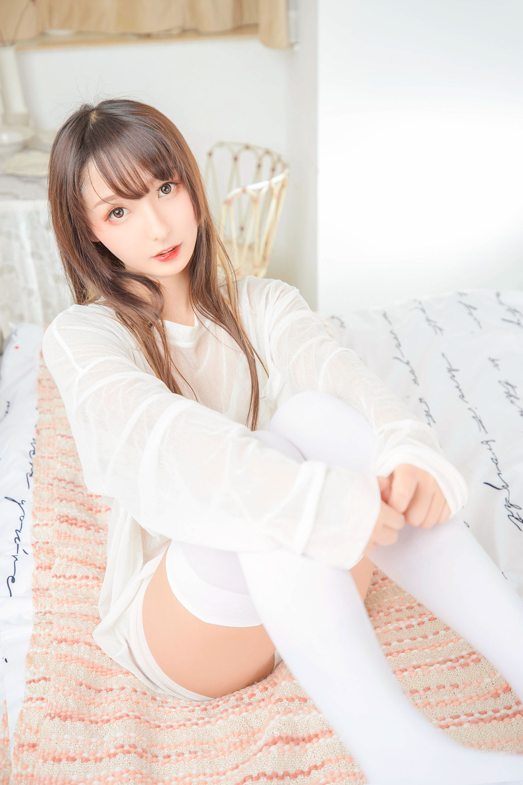 [Cosplay写真] 萝莉神楽坂真冬之おかえり - 白丝猫脚