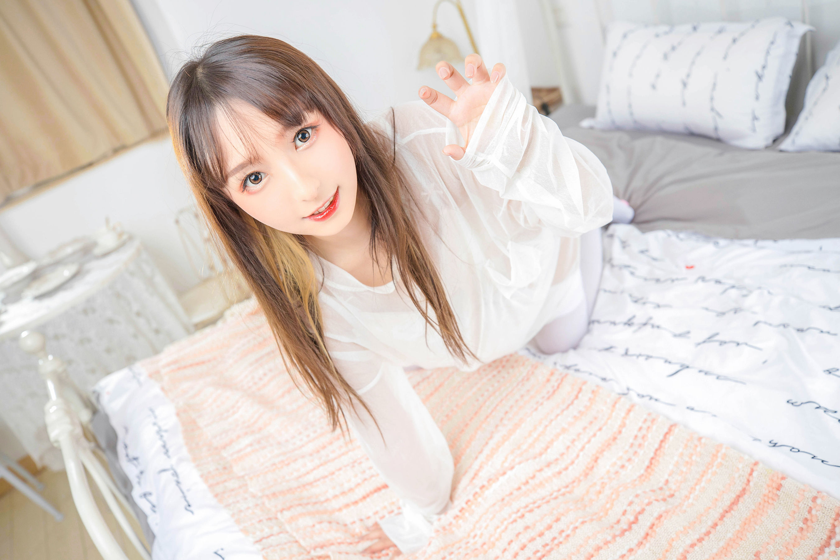 [Cosplay写真] 萝莉神楽坂真冬之おかえり - 白丝猫脚
