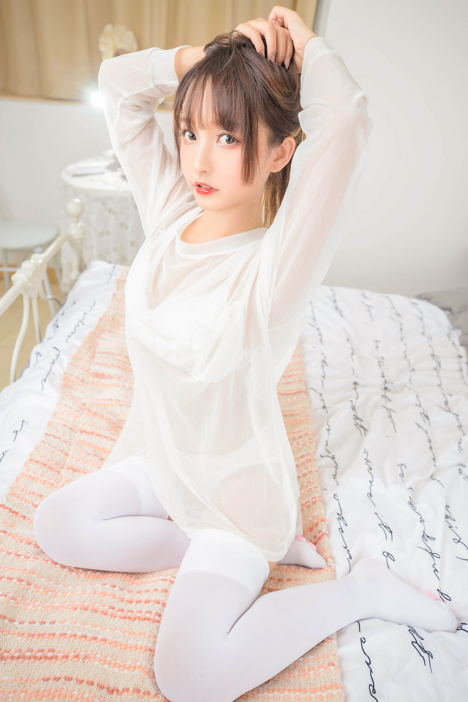 [Cosplay写真] 萝莉神楽坂真冬之おかえり - 白丝猫脚