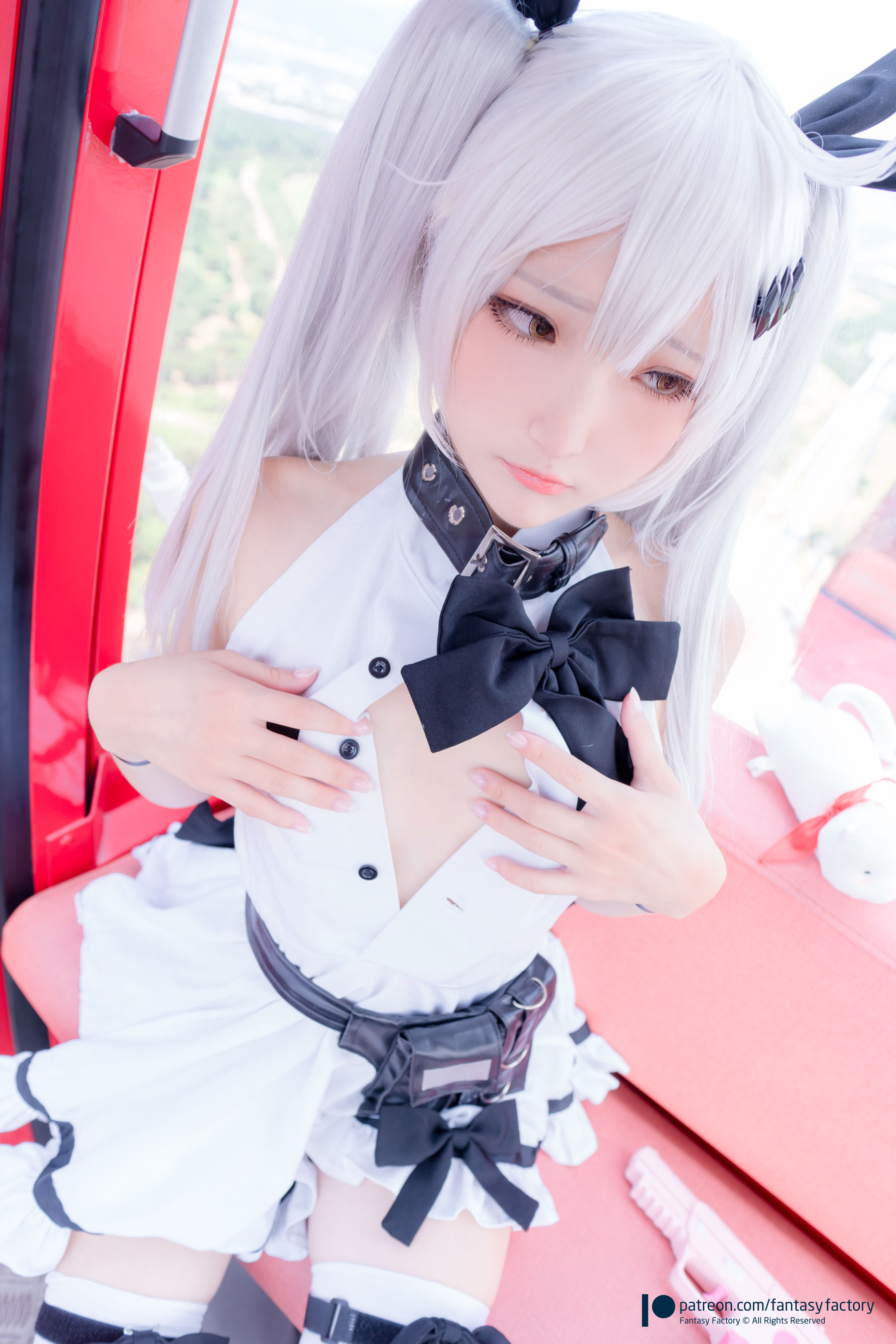 [Cosplay写真] 小丁 《Fantasy Factory》 - 2019.11 黑白 薄纱 网袜