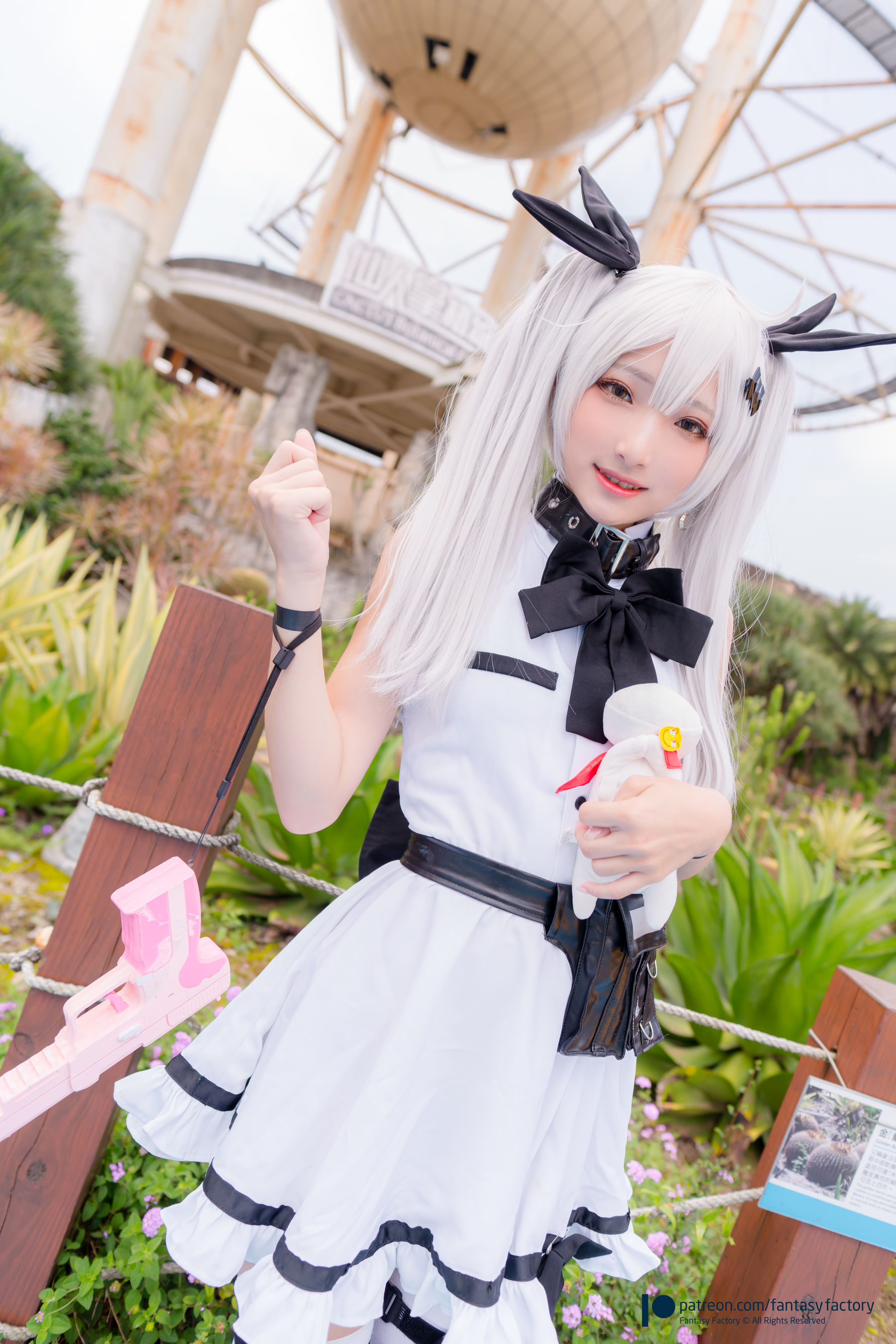 [Cosplay写真] 小丁 《Fantasy Factory》 - 2019.11 黑白 薄纱 网袜
