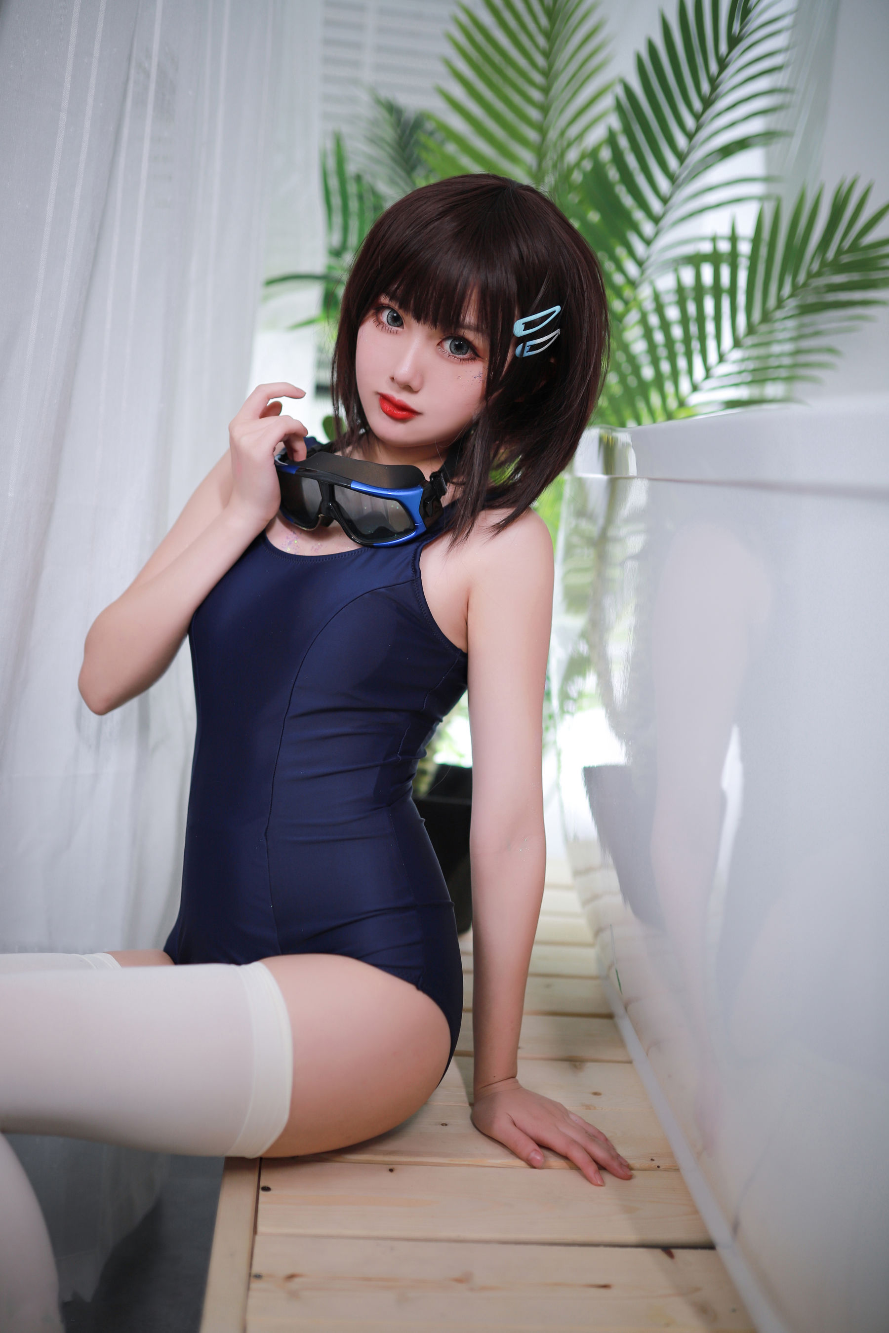 [Cosplay写真] 动漫博主您的蛋蛋 - 夏日泳装 浴缸