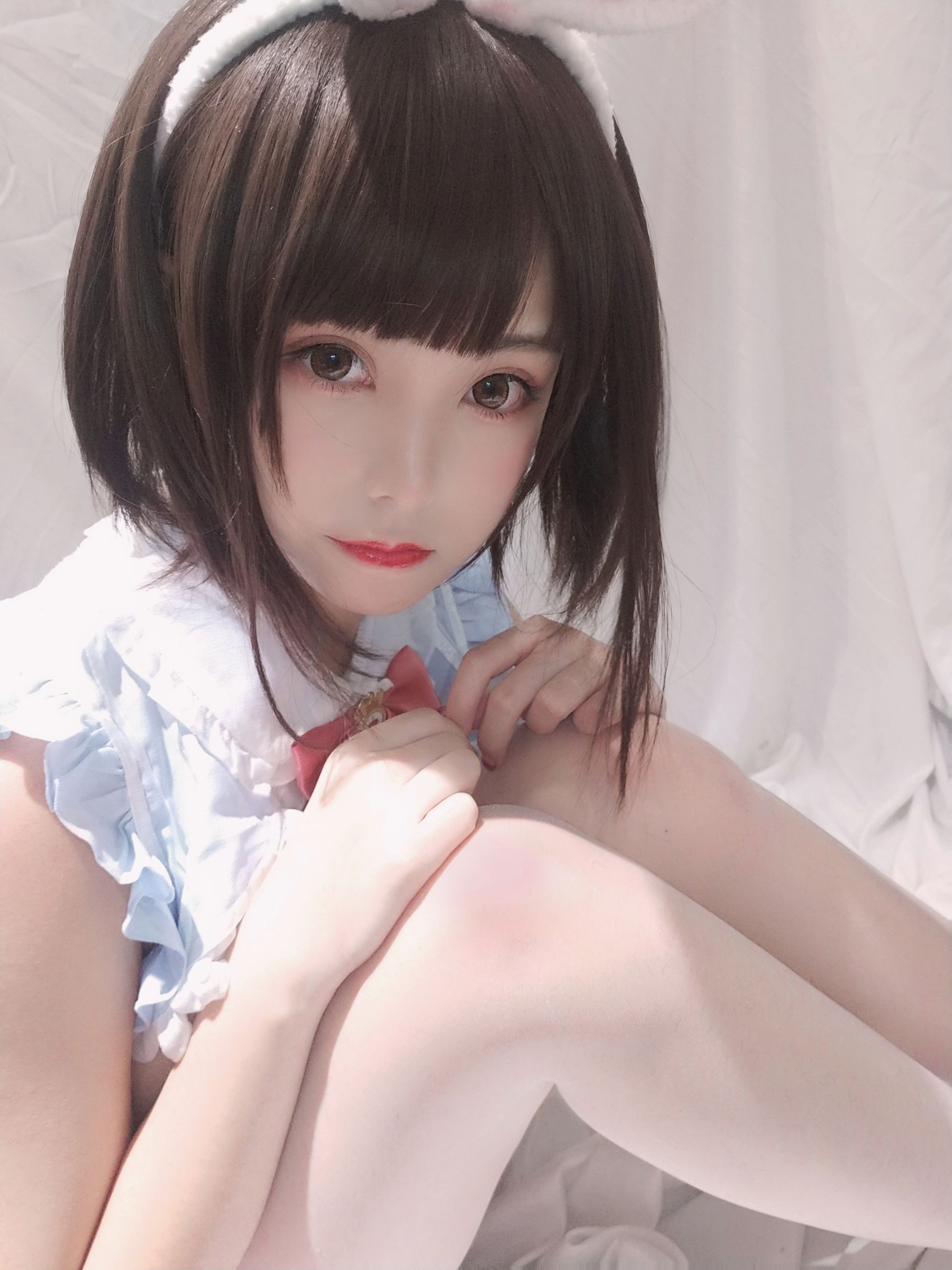 [Cosplay写真] 萌系小姐姐蜜汁猫裘 - 小白兔自拍