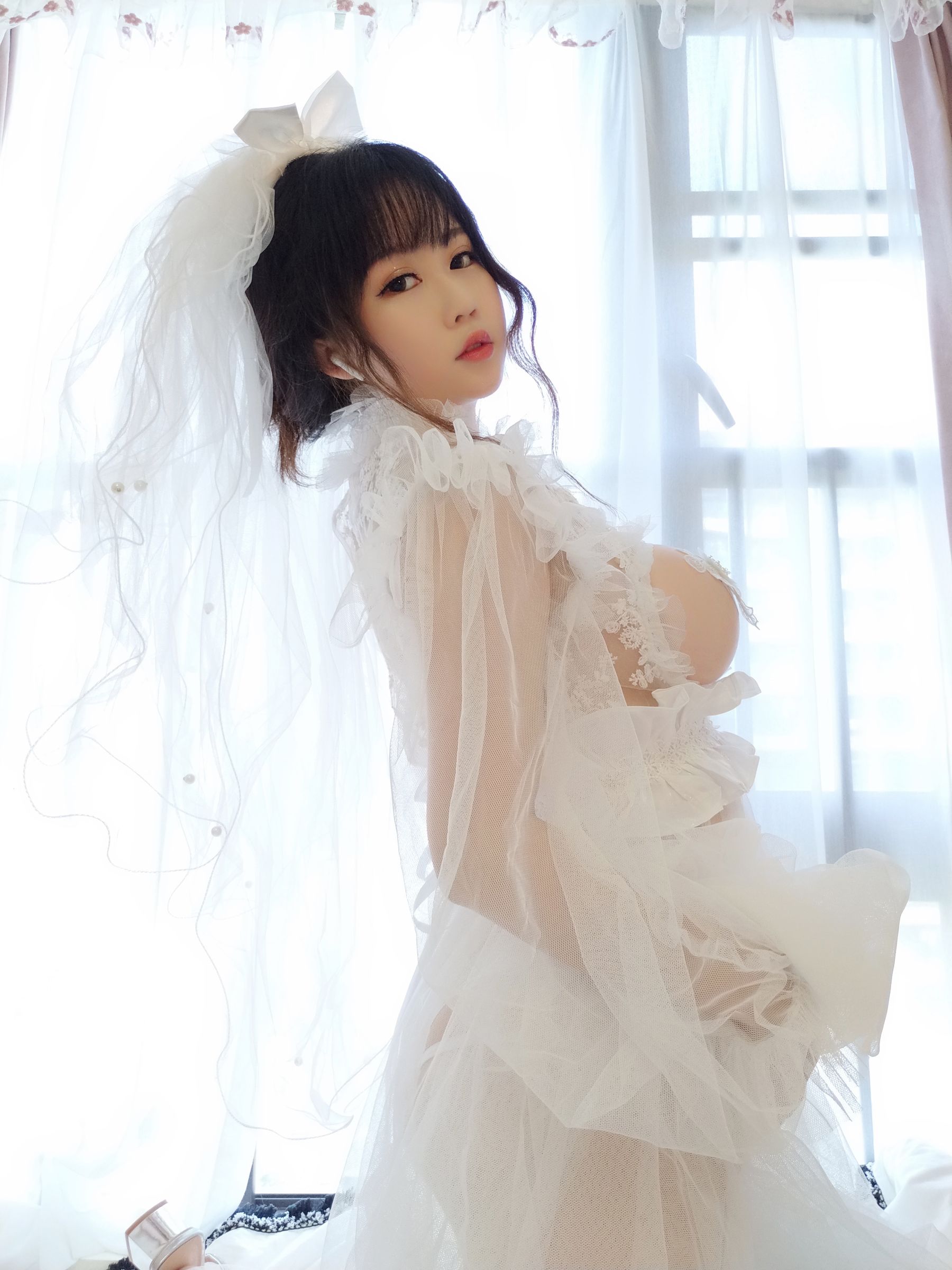 [Cosplay写真] 蜜桃少女是依酱呀 - 花嫁