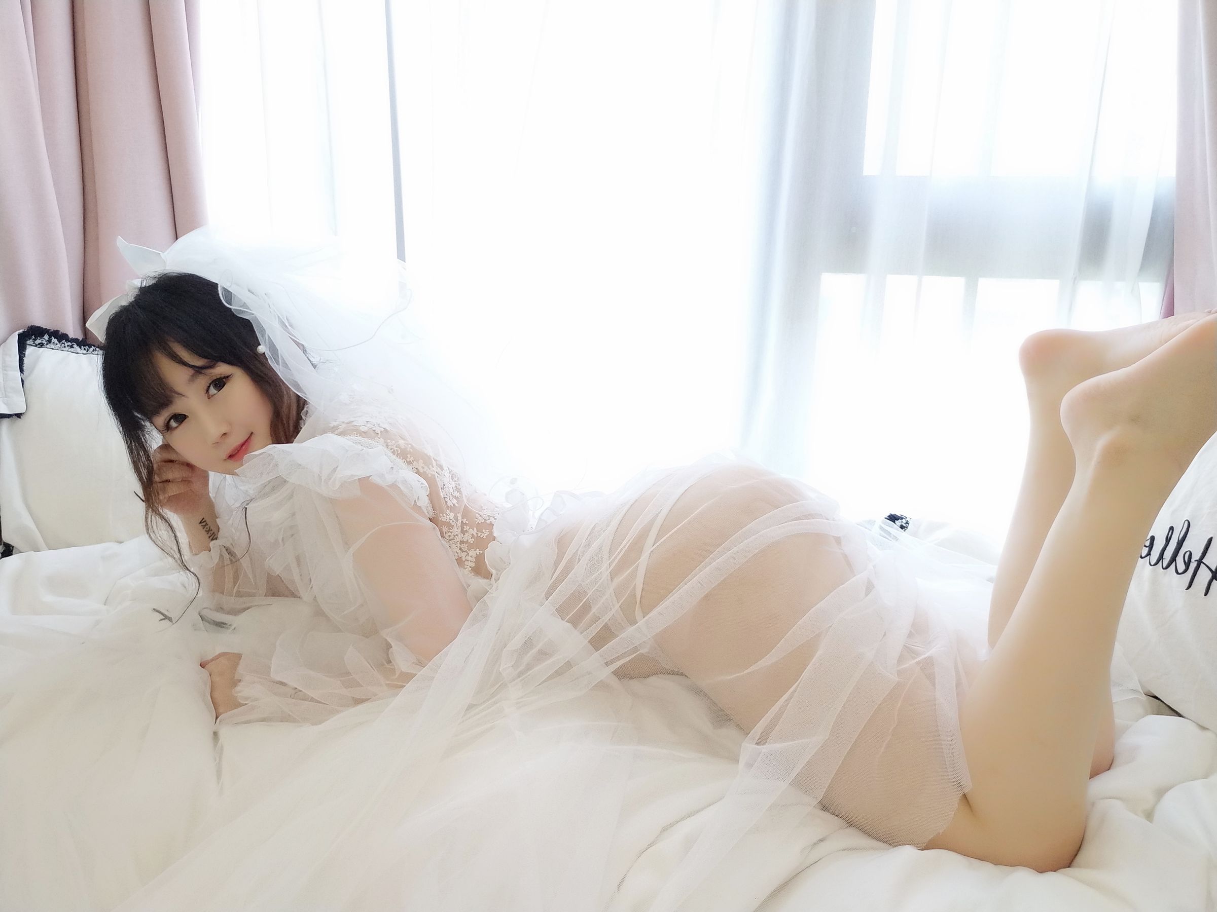 [Cosplay写真] 蜜桃少女是依酱呀 - 花嫁
