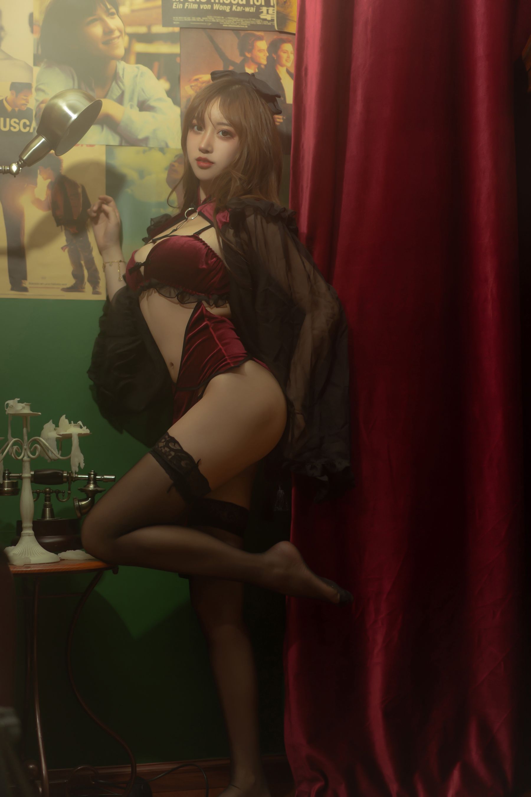 [Cosplay写真] 斗鱼米线线sama - 红丝绒旗袍