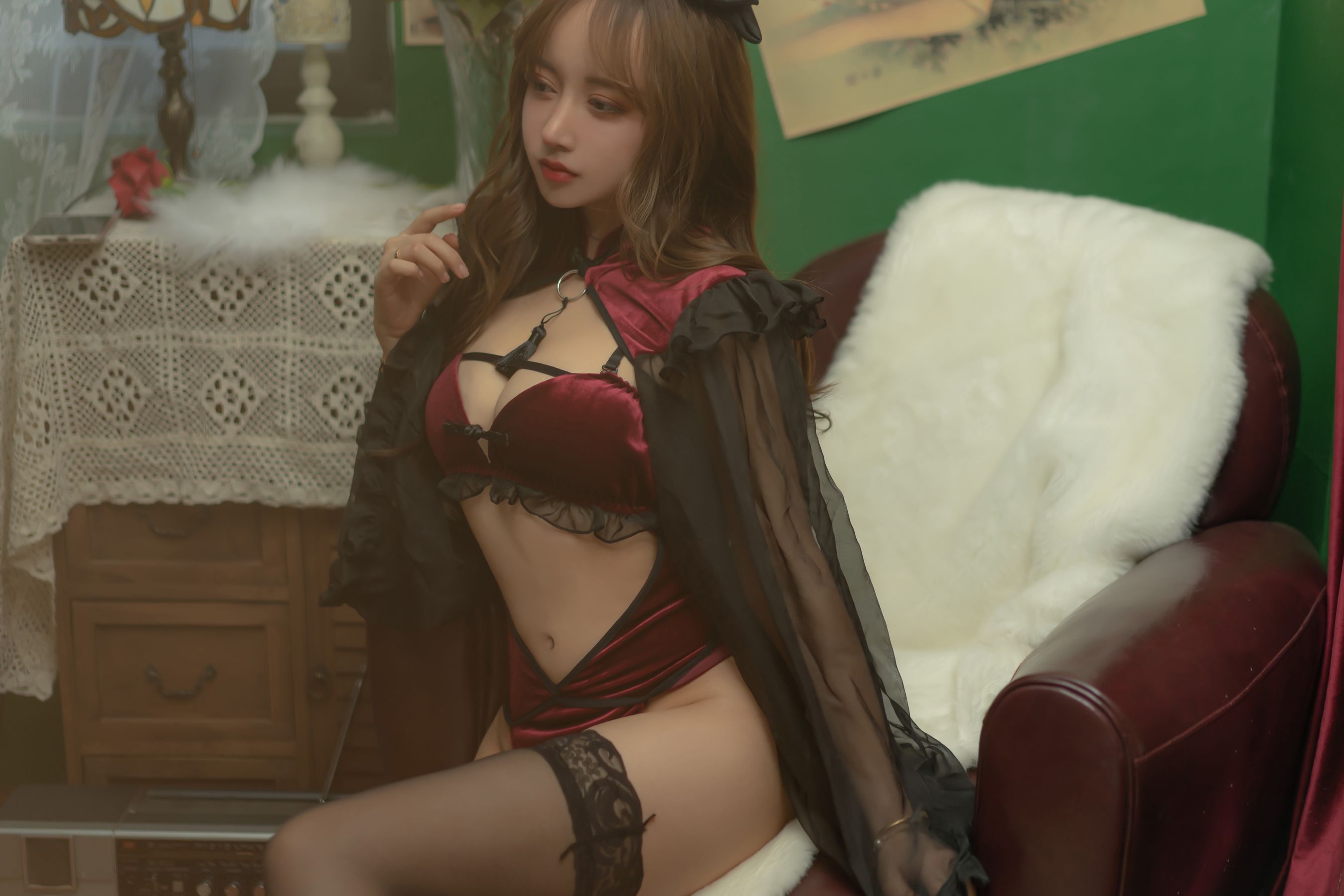 [Cosplay写真] 斗鱼米线线sama - 红丝绒旗袍