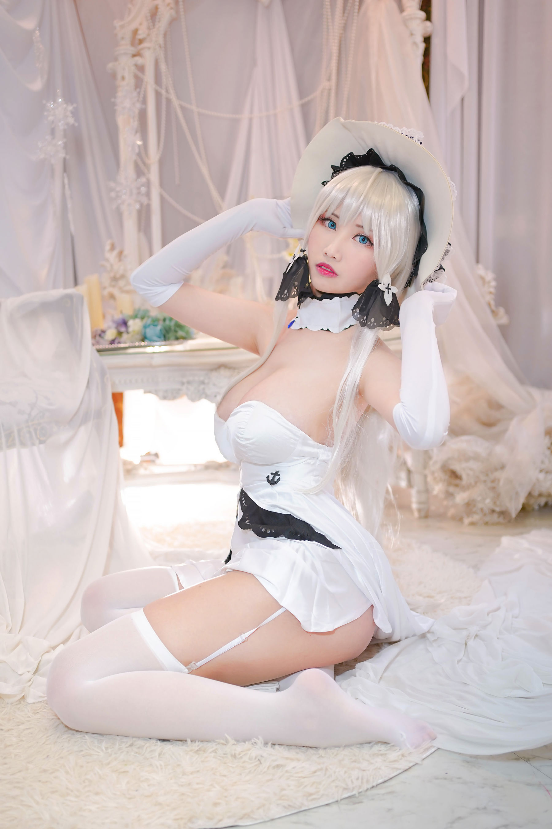 [Cosplay写真] Coser萱-KaYa - 光辉