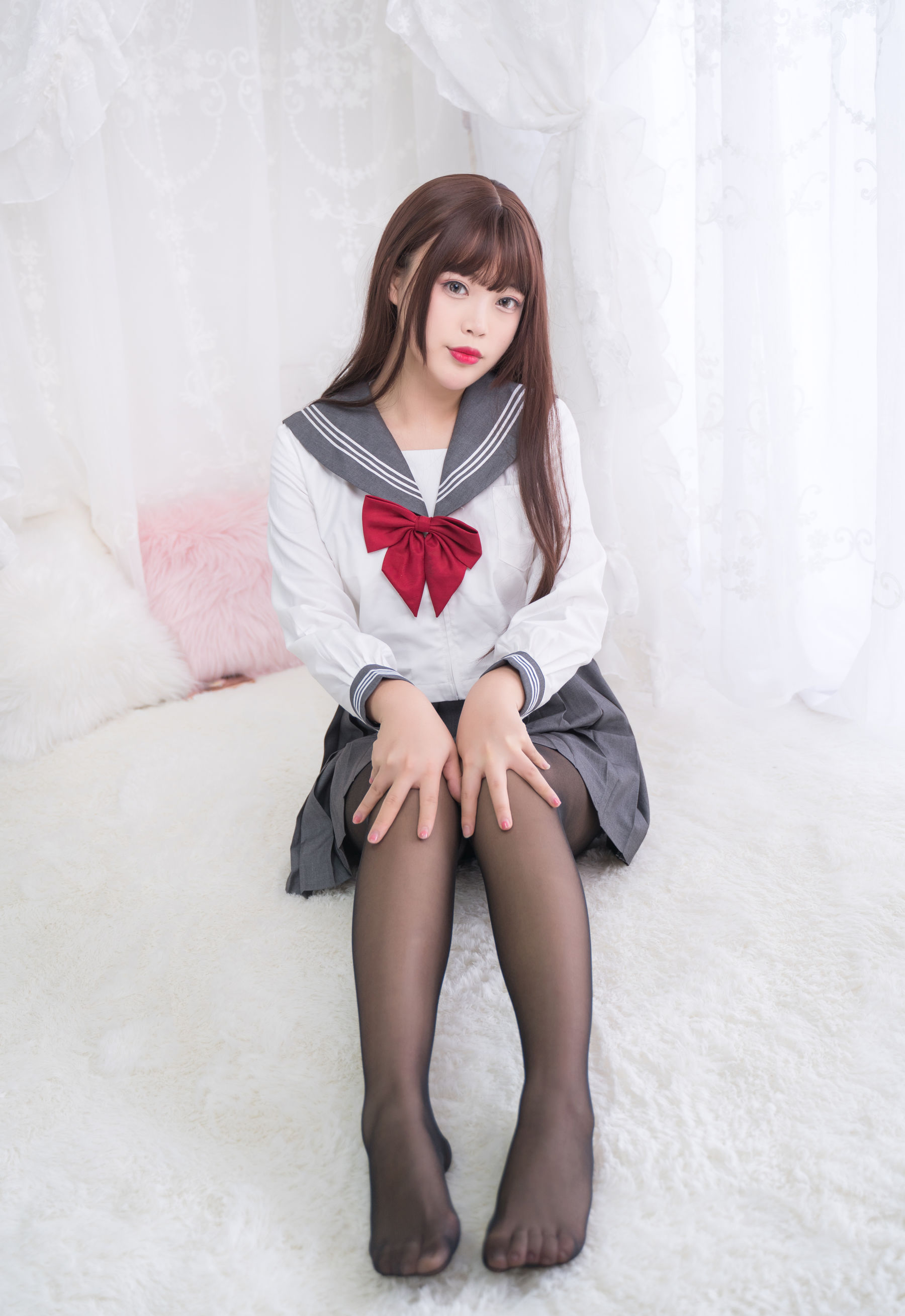 [Cosplay写真] 萌系小姐姐-白烨- - 黑丝制服少女