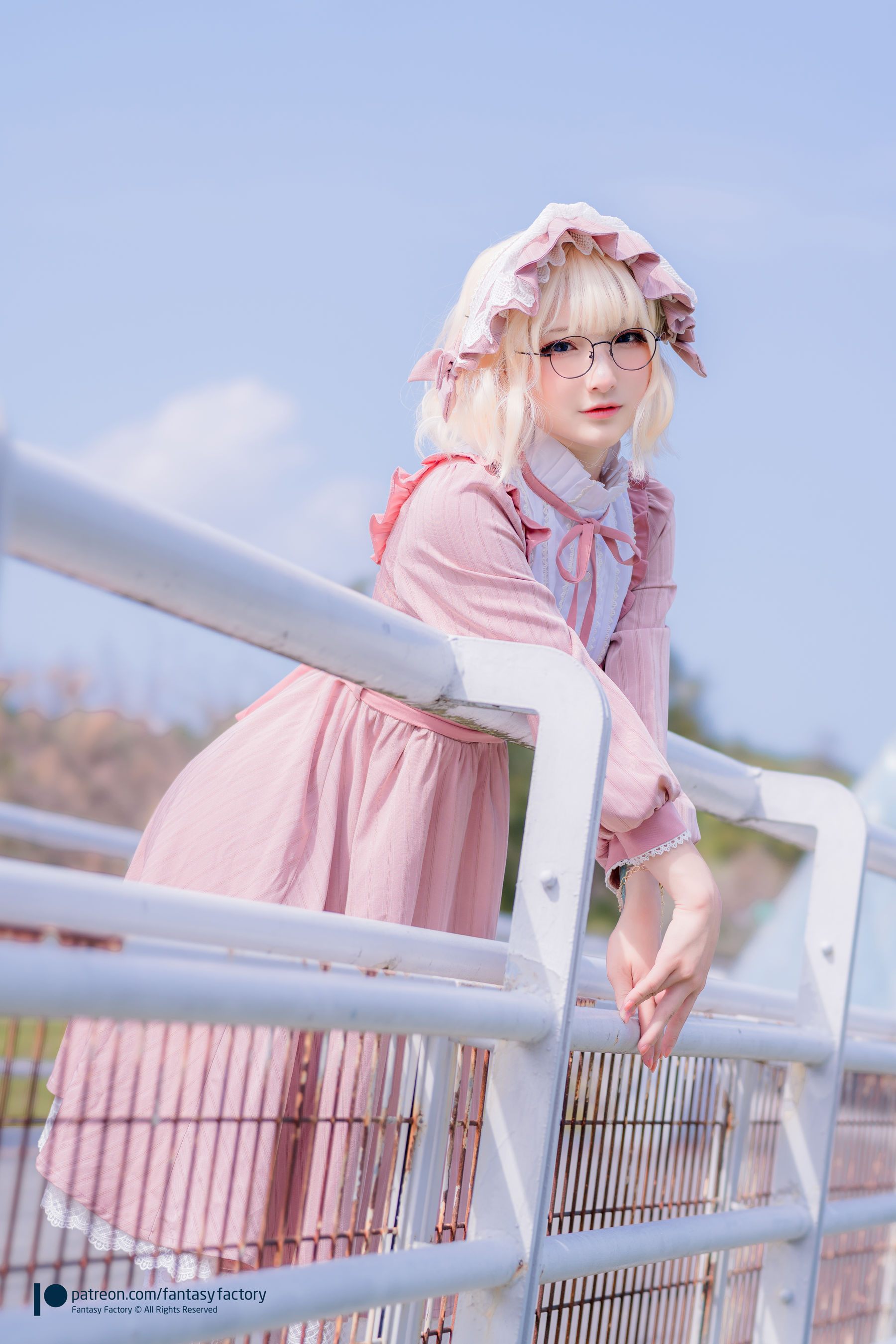 [Cosplay写真] 小丁 《Fantasy Factory》 - 2020.05 蕾丝 女仆 风衣