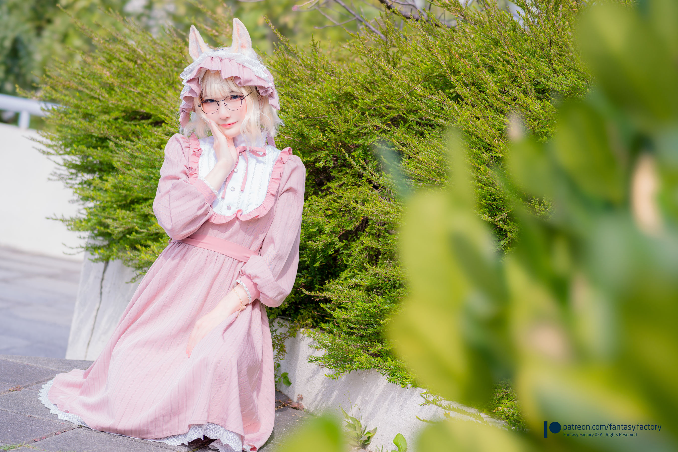 [Cosplay写真] 小丁 《Fantasy Factory》 - 2020.05 蕾丝 女仆 风衣