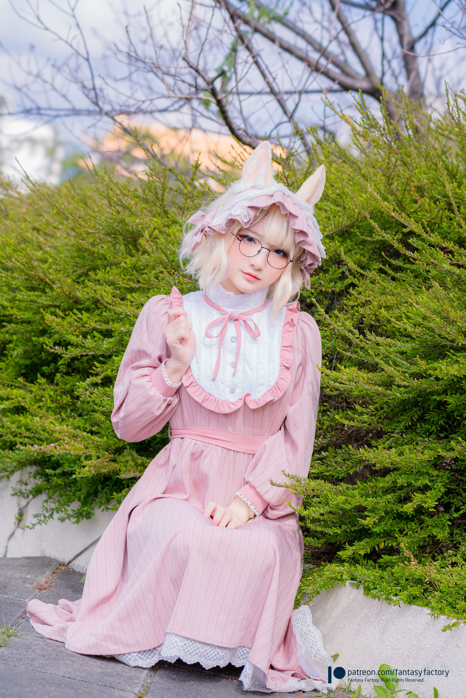 [Cosplay写真] 小丁 《Fantasy Factory》 - 2020.05 蕾丝 女仆 风衣