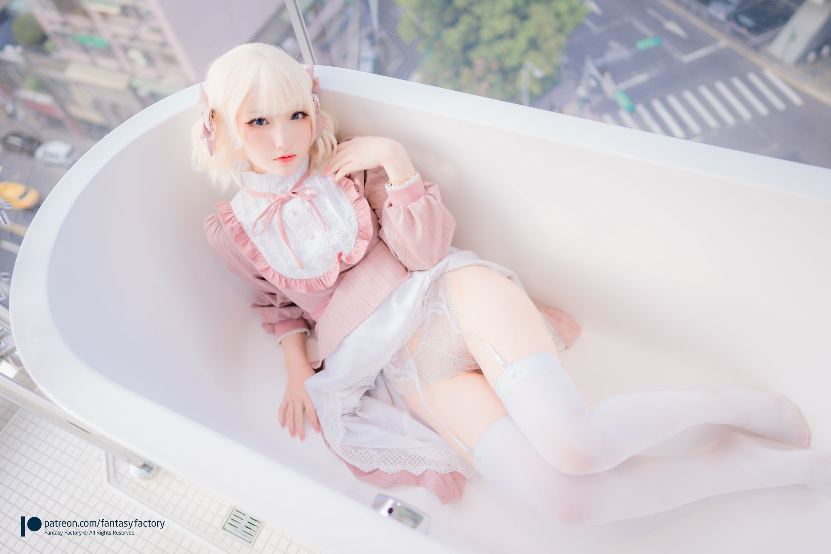 [Cosplay写真] 小丁 《Fantasy Factory》 - 2020.05 蕾丝 女仆 风衣