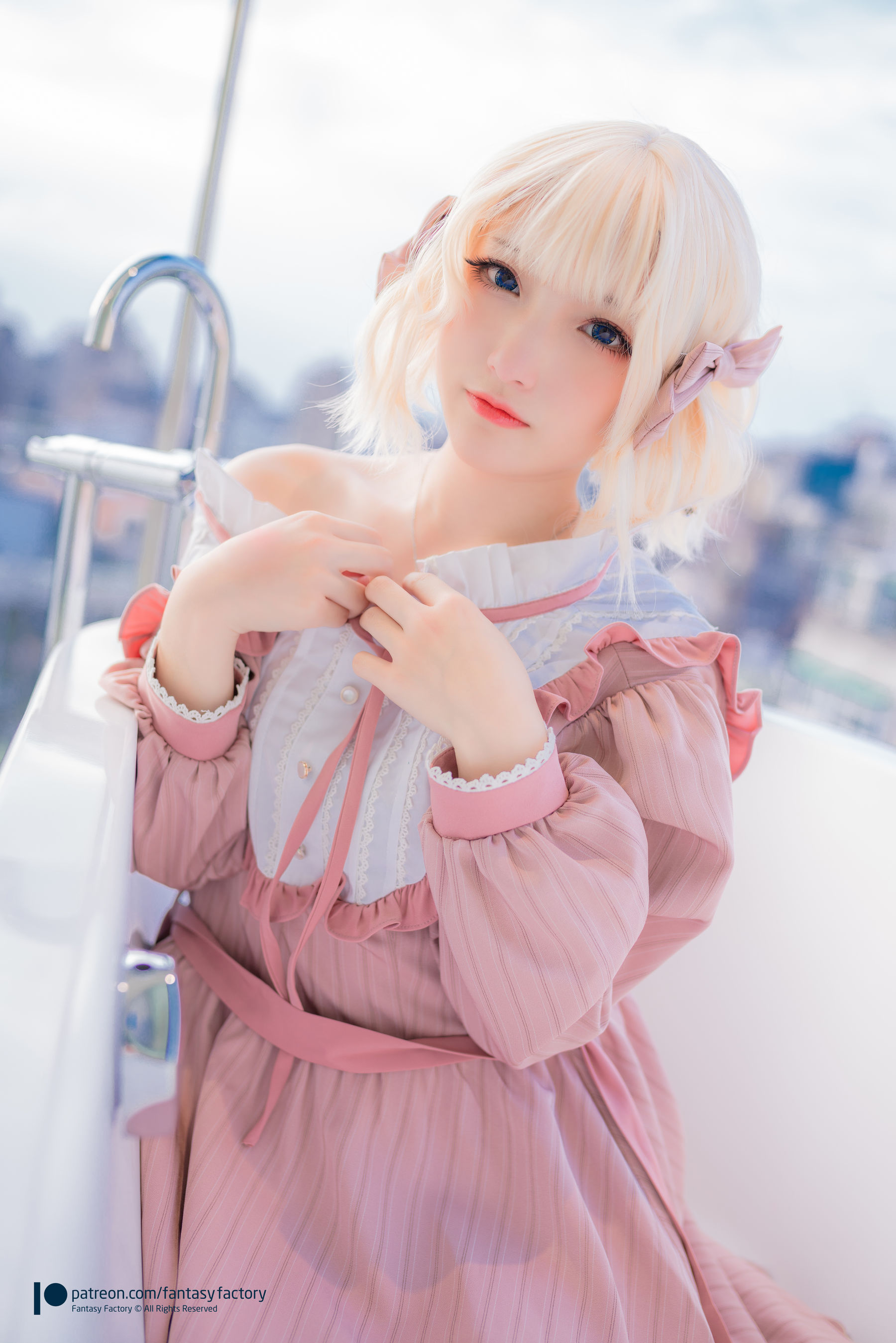 [Cosplay写真] 小丁 《Fantasy Factory》 - 2020.05 蕾丝 女仆 风衣