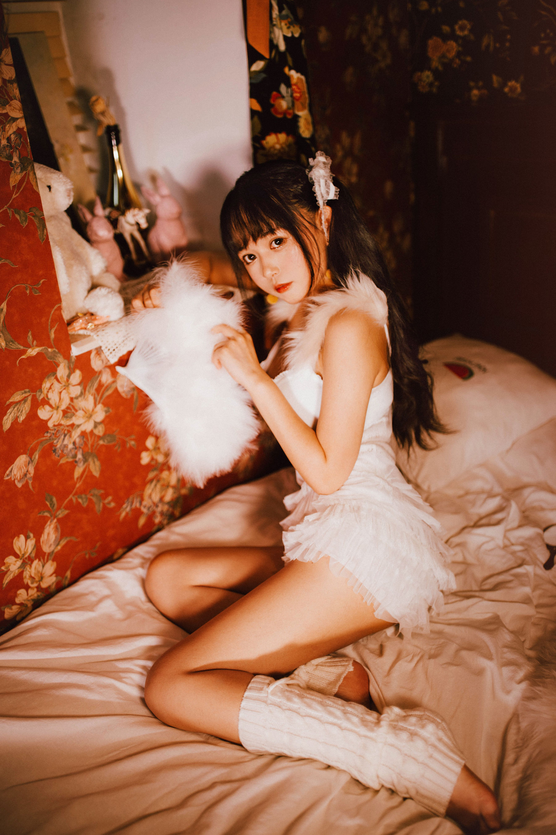 [Cosplay写真] 大眼萌妹黑猫猫OvO - 白色双马尾