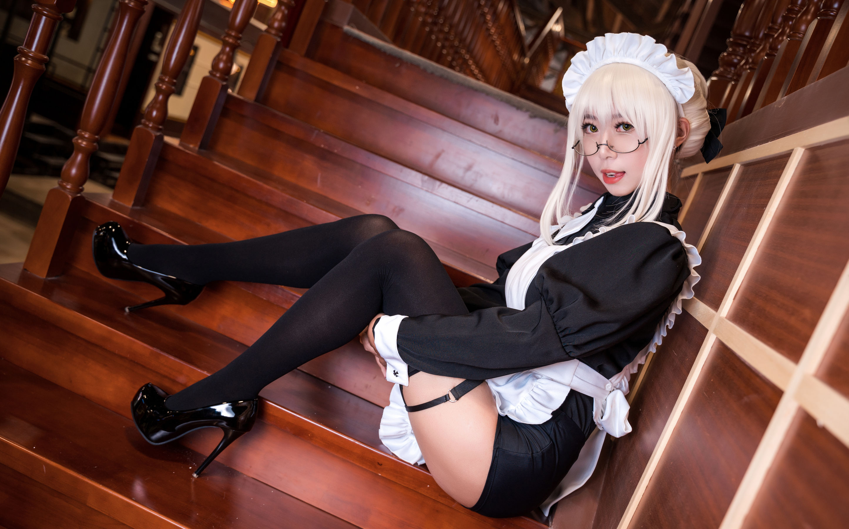 [Cosplay写真] 动漫博主Money冷冷 - 95式玉玲珑-黑呆女仆