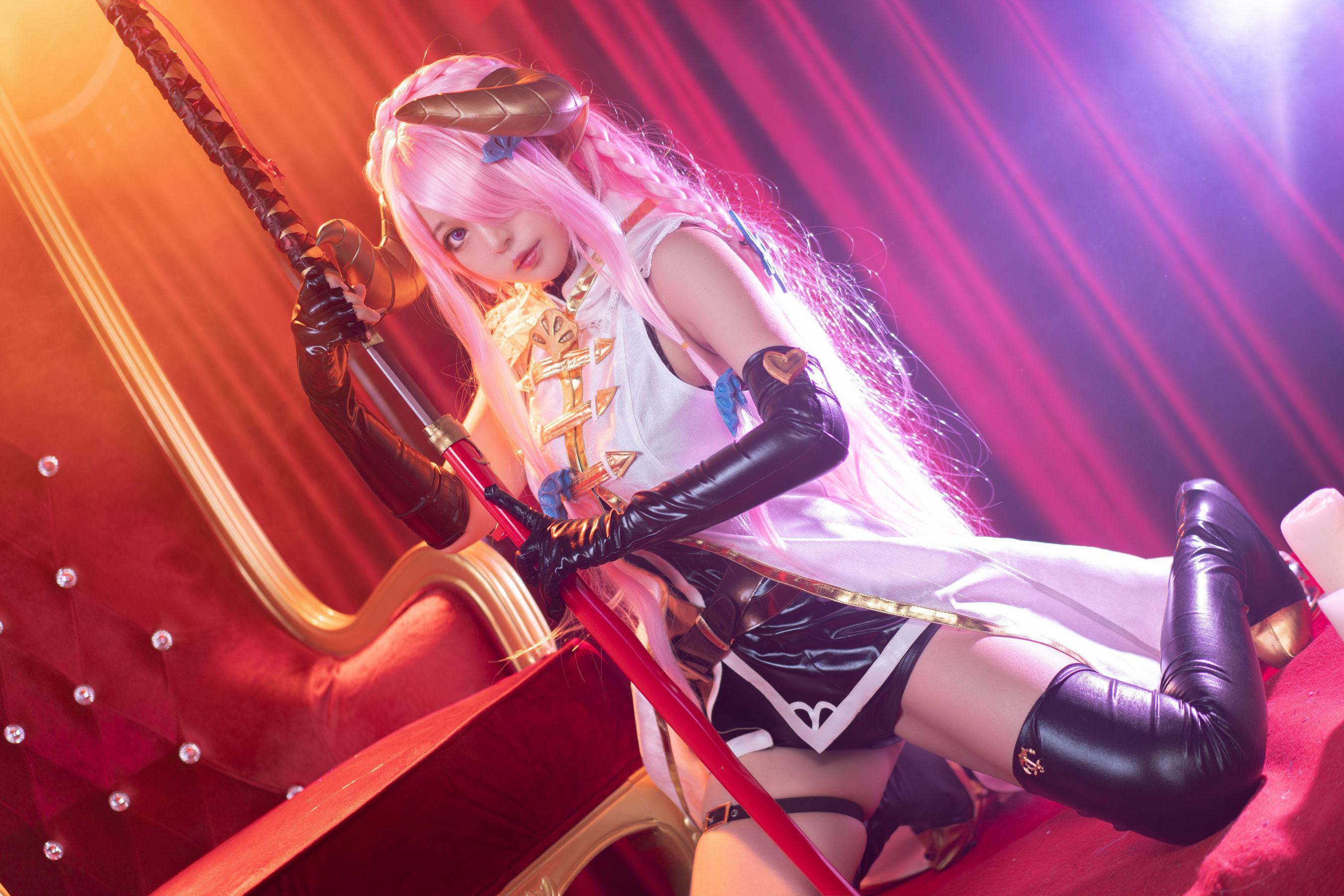 [Cosplay写真] 大眼萌妹黑猫猫OvO - 娜露梅亚
