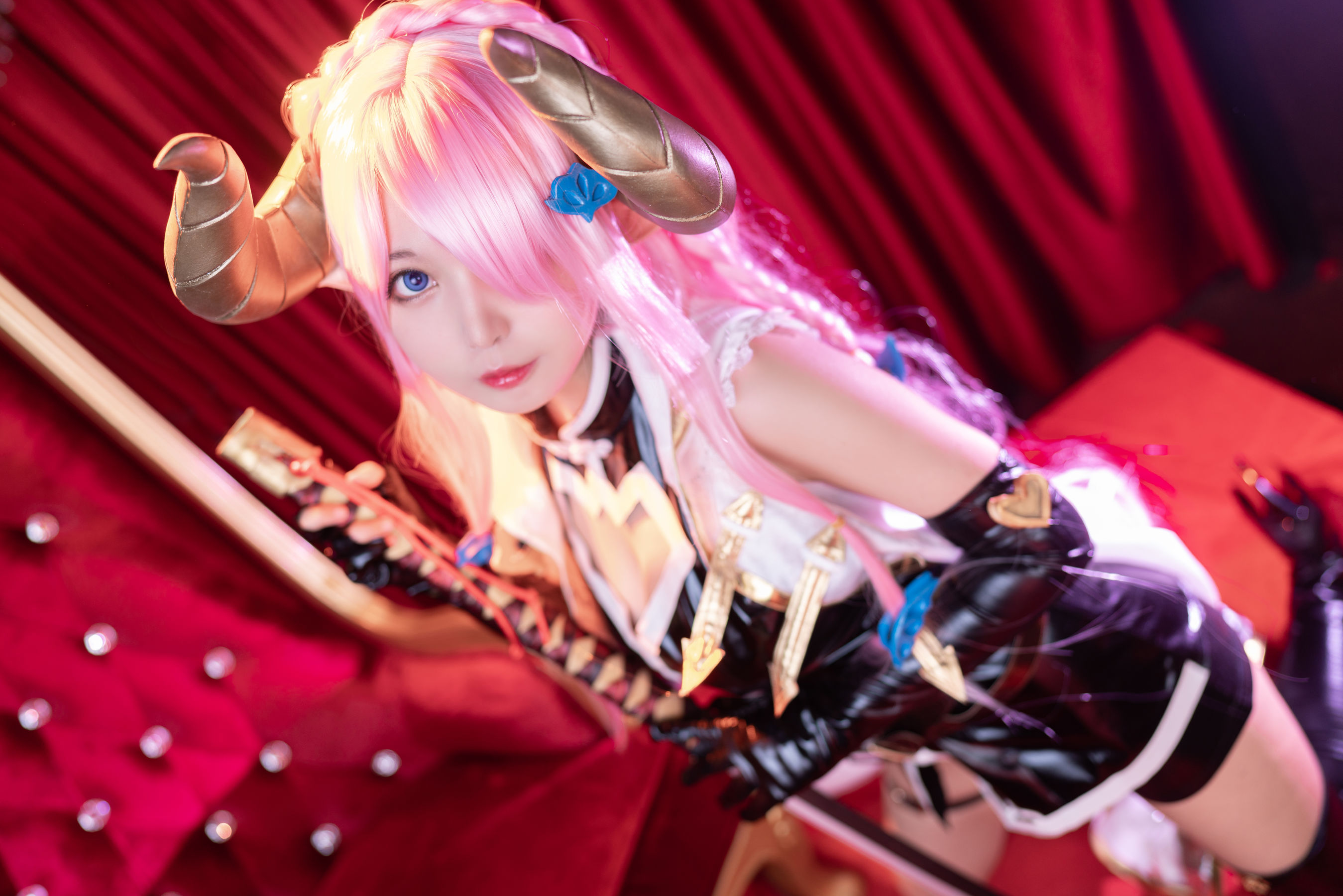 [Cosplay写真] 大眼萌妹黑猫猫OvO - 娜露梅亚