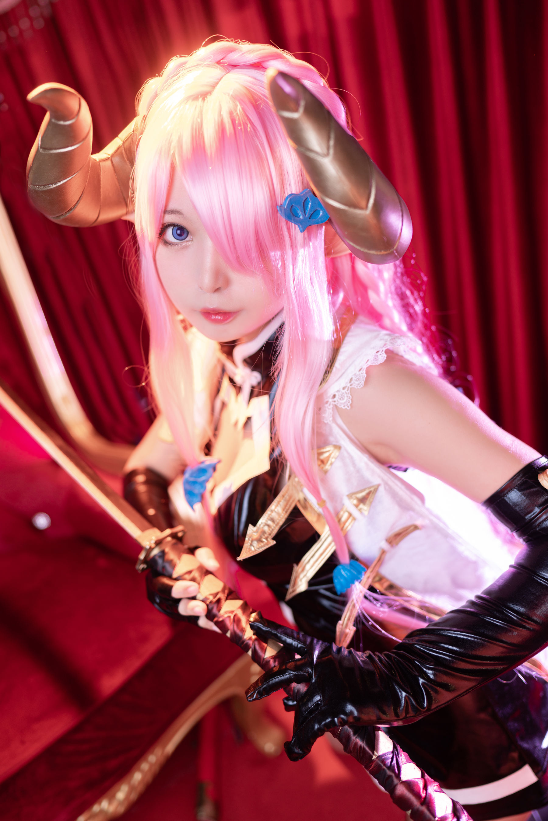 [Cosplay写真] 大眼萌妹黑猫猫OvO - 娜露梅亚