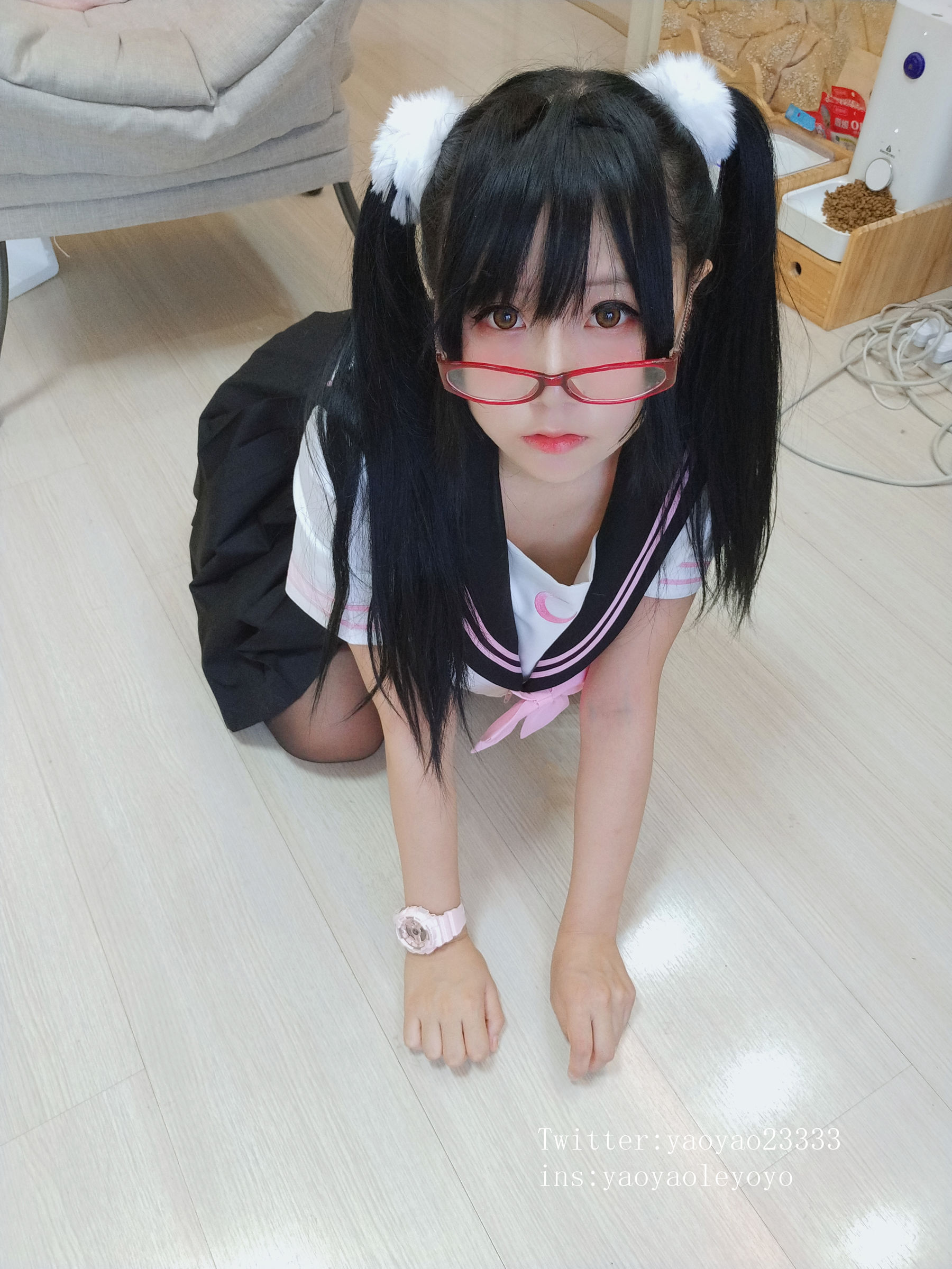 [Cosplay写真] 萌妹子Coser摇摇乐yoyo - 黑丝小恶魔