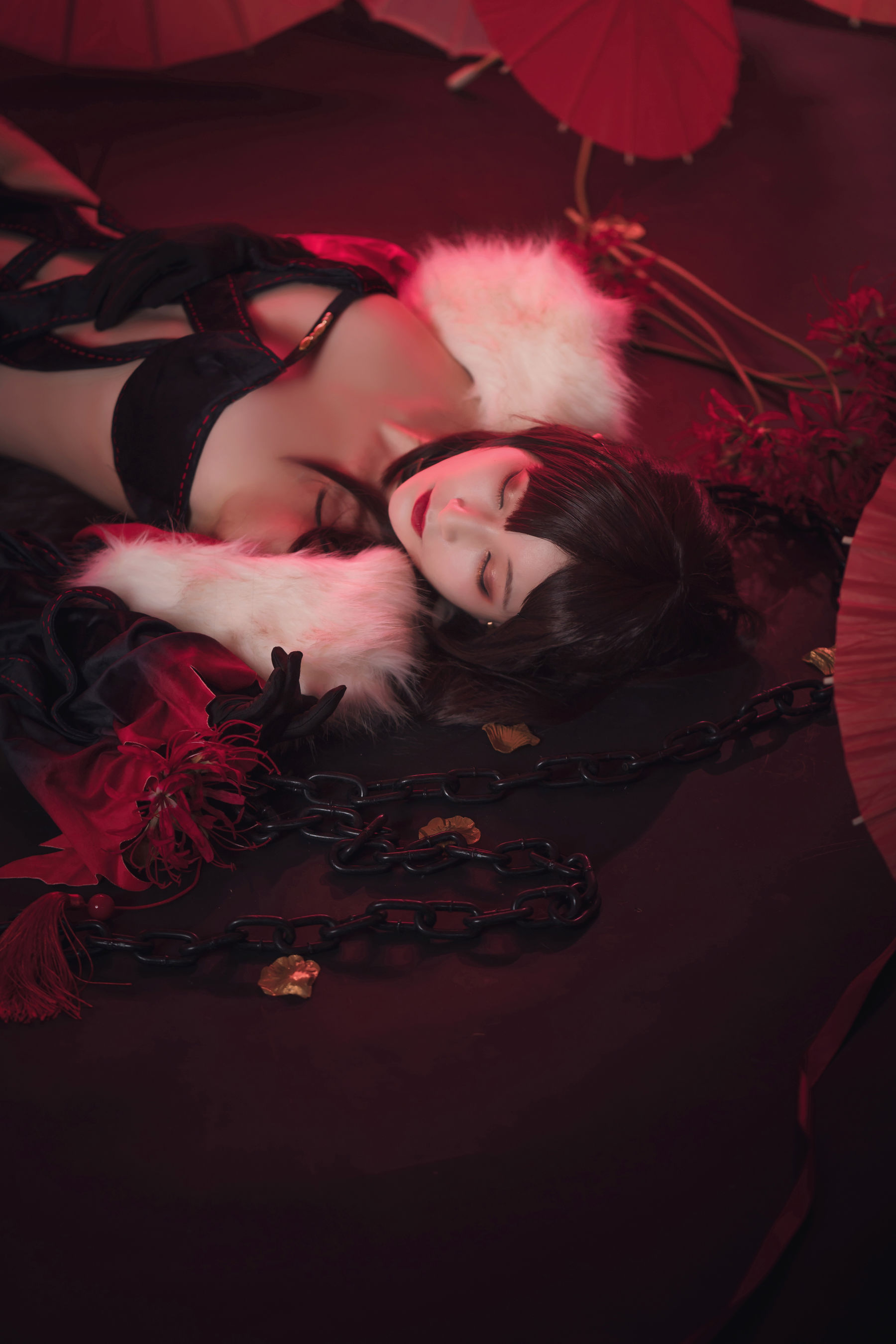 [Cosplay写真] 动漫博主铁板烧鬼舞w - 虞美人
